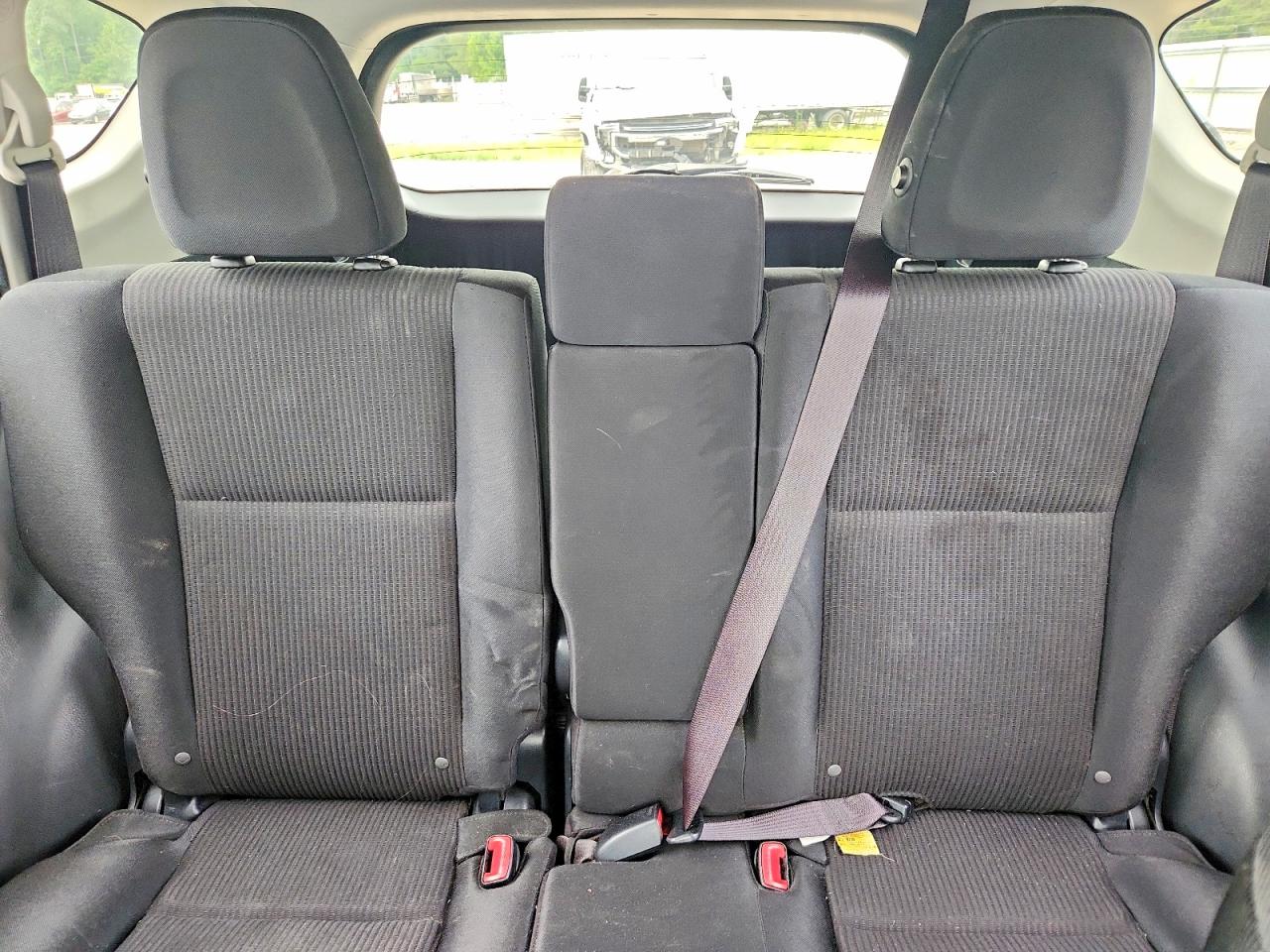 2014 Toyota Rav4 Le Silver vin: JTMBFREV3EJ006831