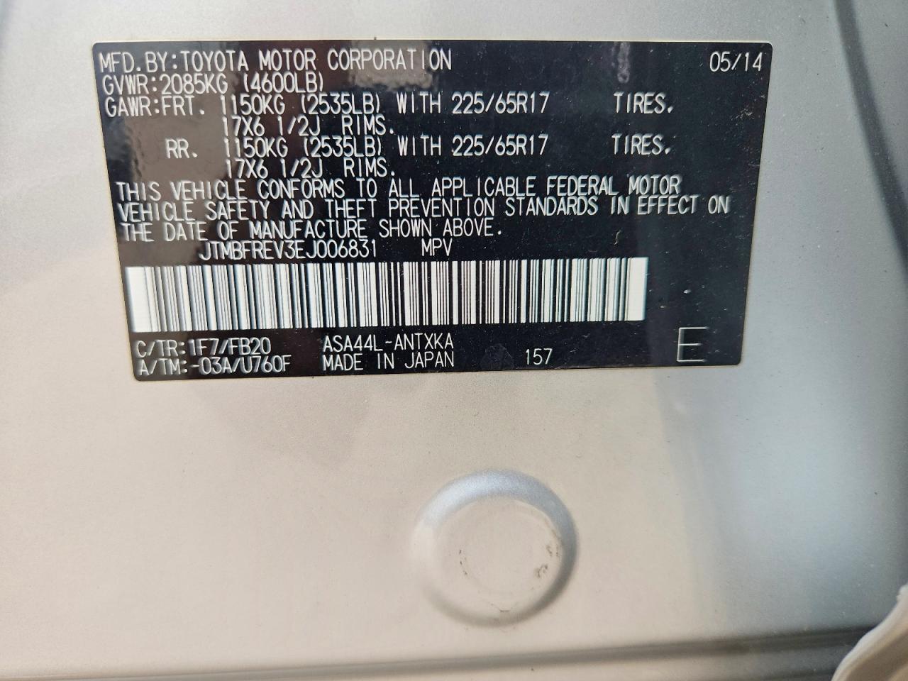 2014 Toyota Rav4 Le Silver vin: JTMBFREV3EJ006831