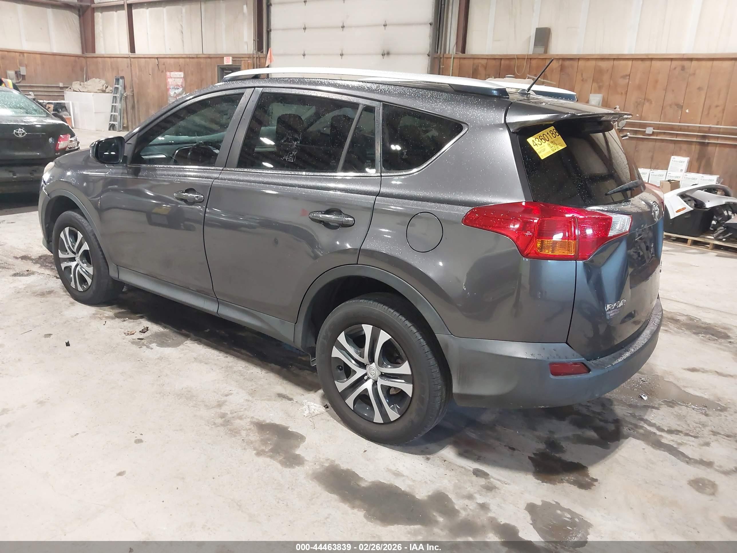 2014 Toyota Rav4 Le Gray vin: JTMBFREV3EJ009129