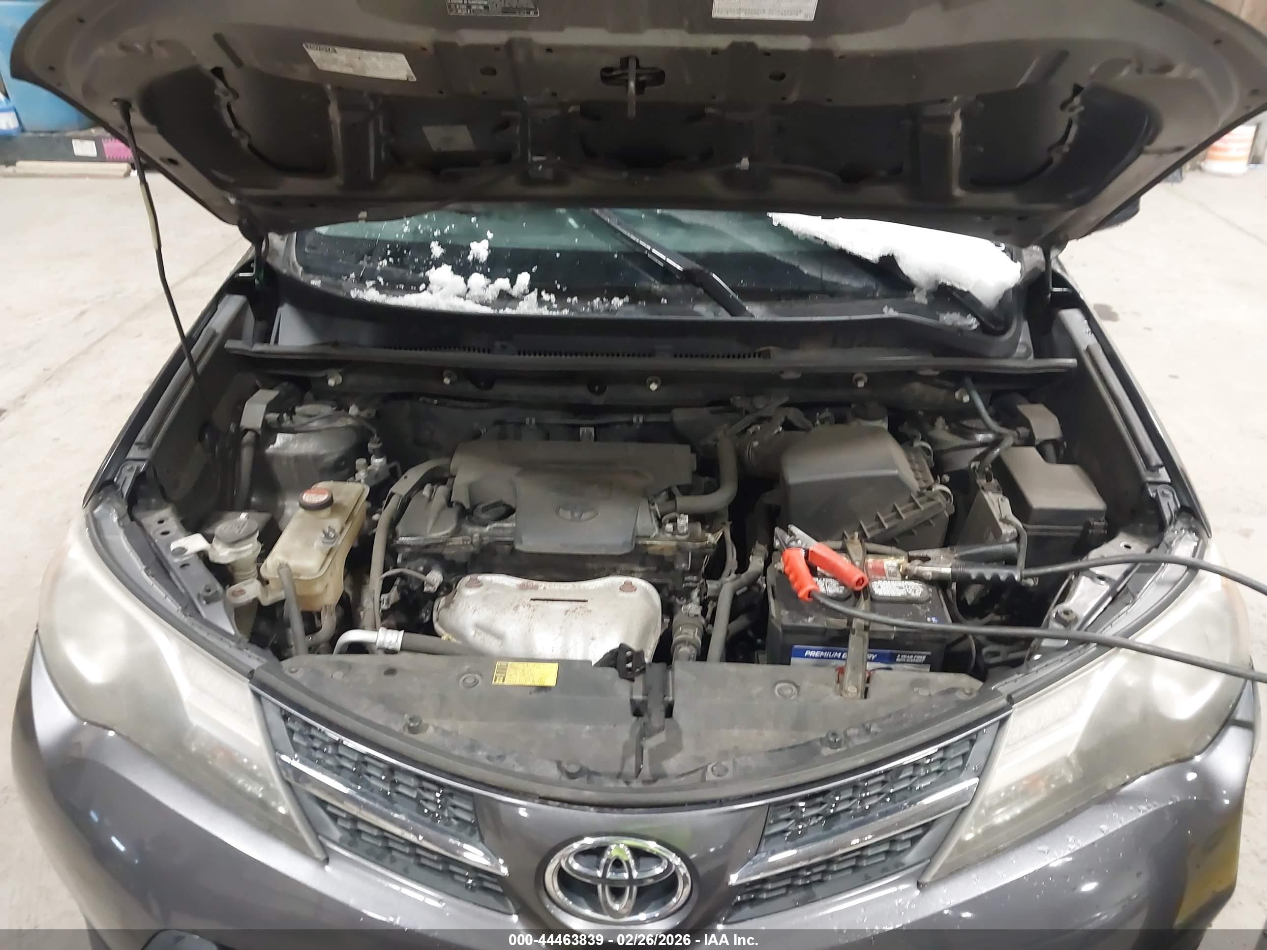 2014 Toyota Rav4 Le Gray vin: JTMBFREV3EJ009129