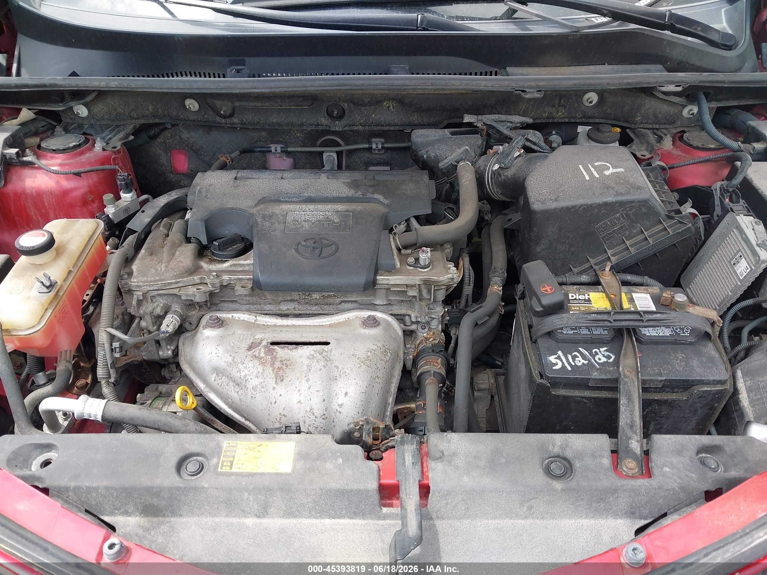 2015 Toyota Rav4 Le Red vin: JTMBFREV3FD121333