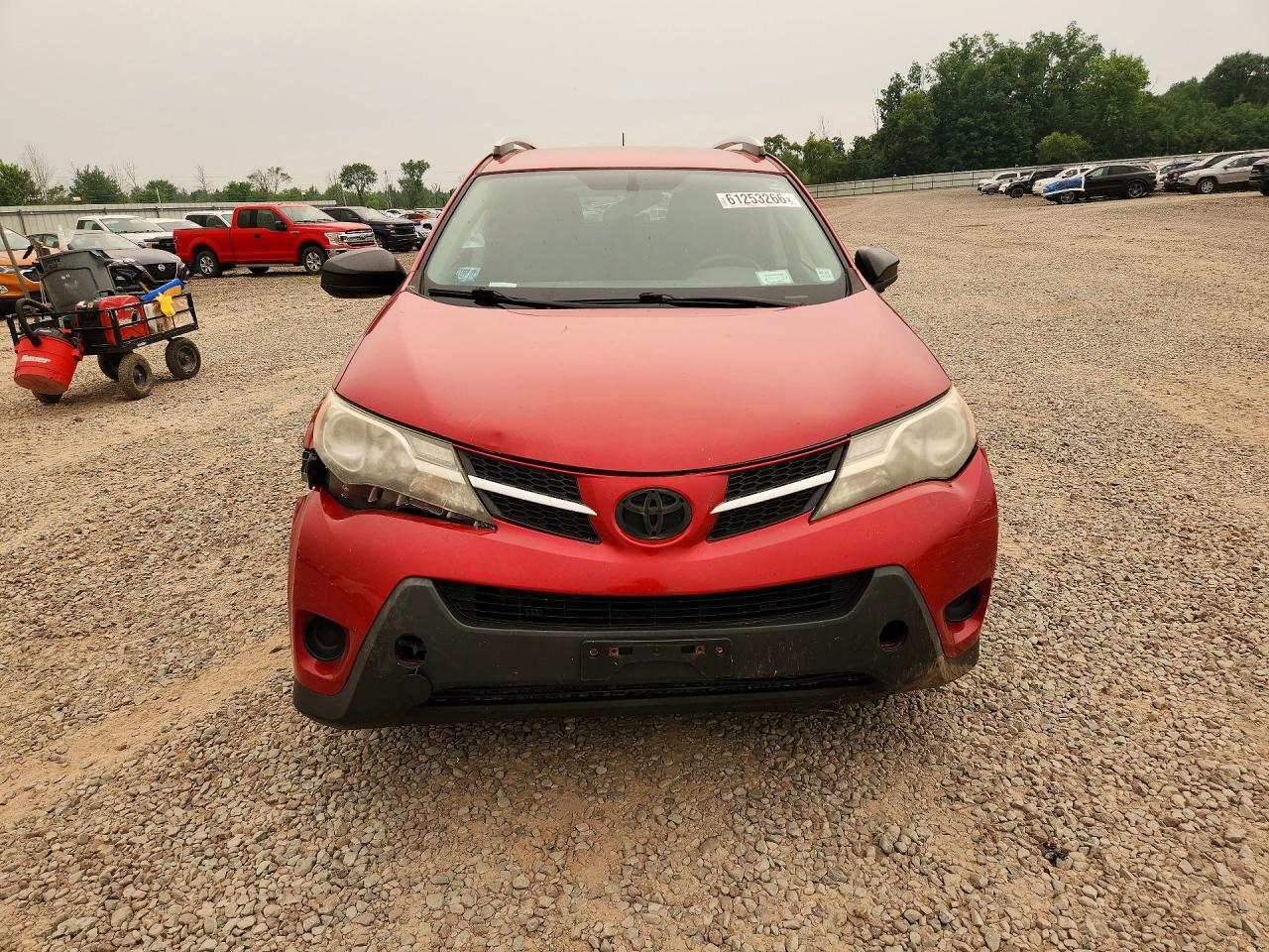 2015 Toyota Rav4 Le Красный vin: JTMBFREV3FD129951