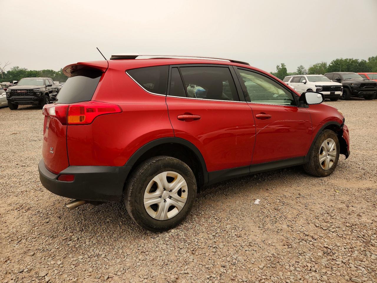 2015 Toyota Rav4 Le Красный vin: JTMBFREV3FD129951