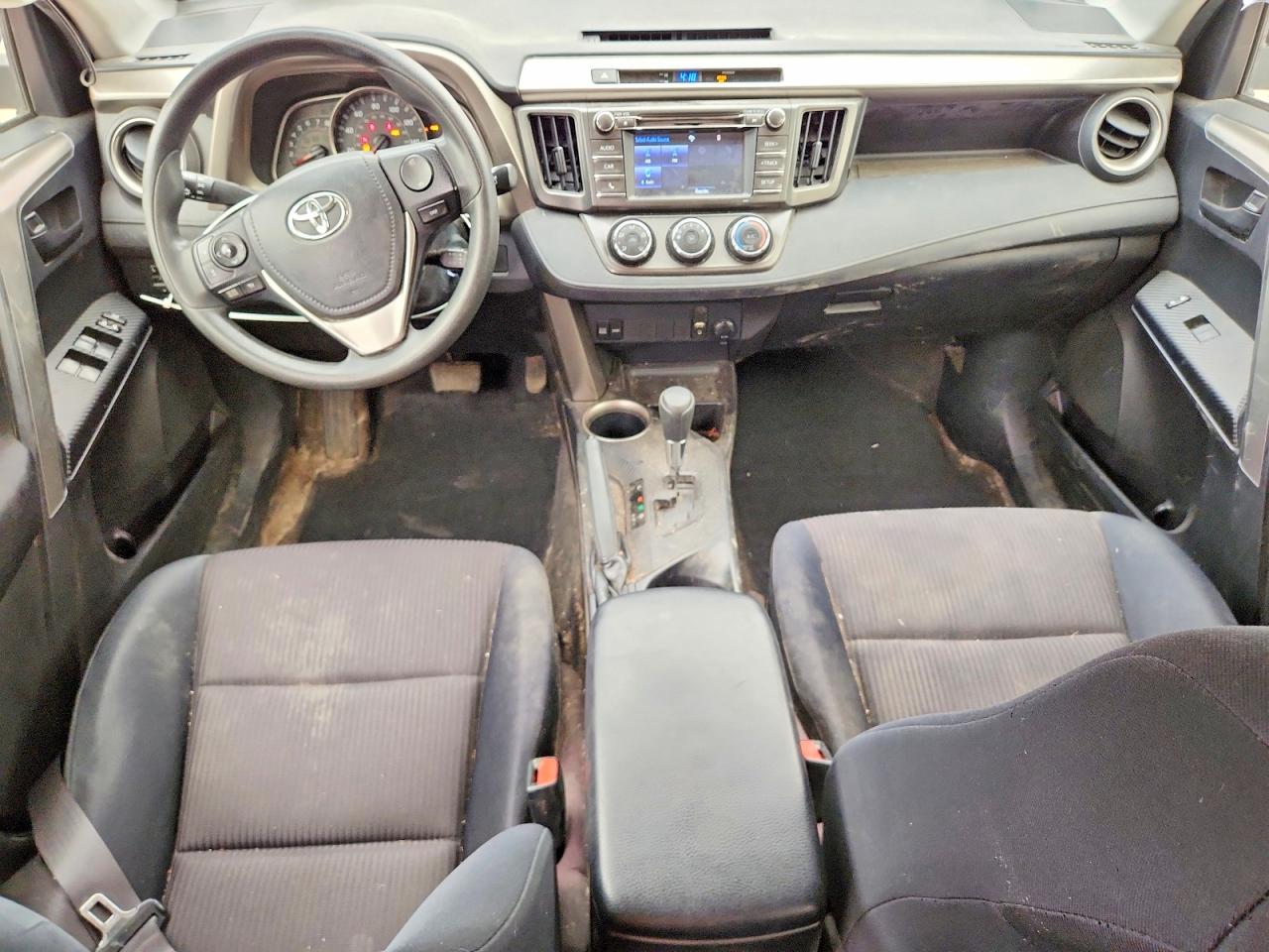 2015 Toyota Rav4 Le Красный vin: JTMBFREV3FD129951