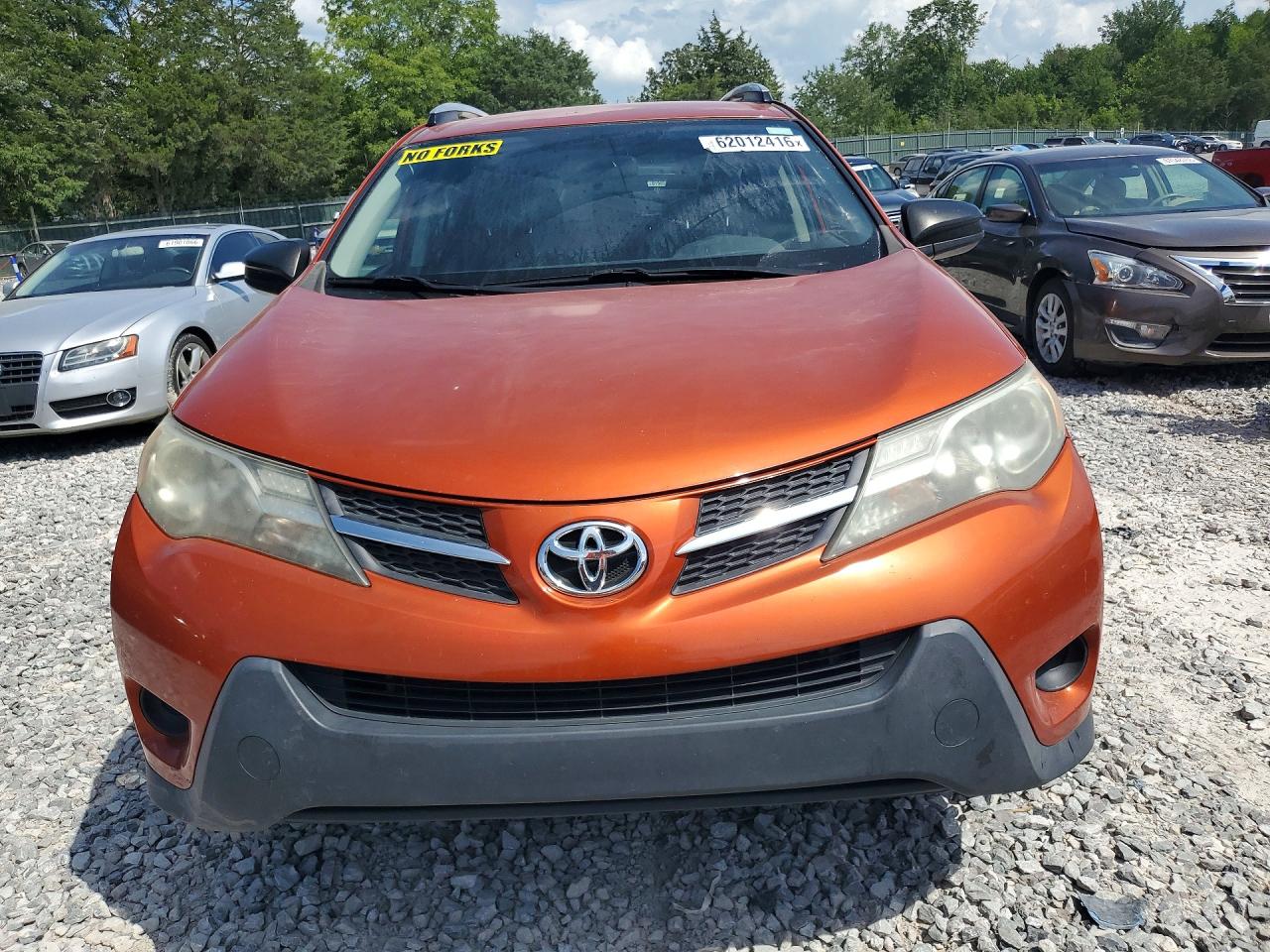 2015 Toyota Rav4 Le Оранжевый vin: JTMBFREV3FD162321