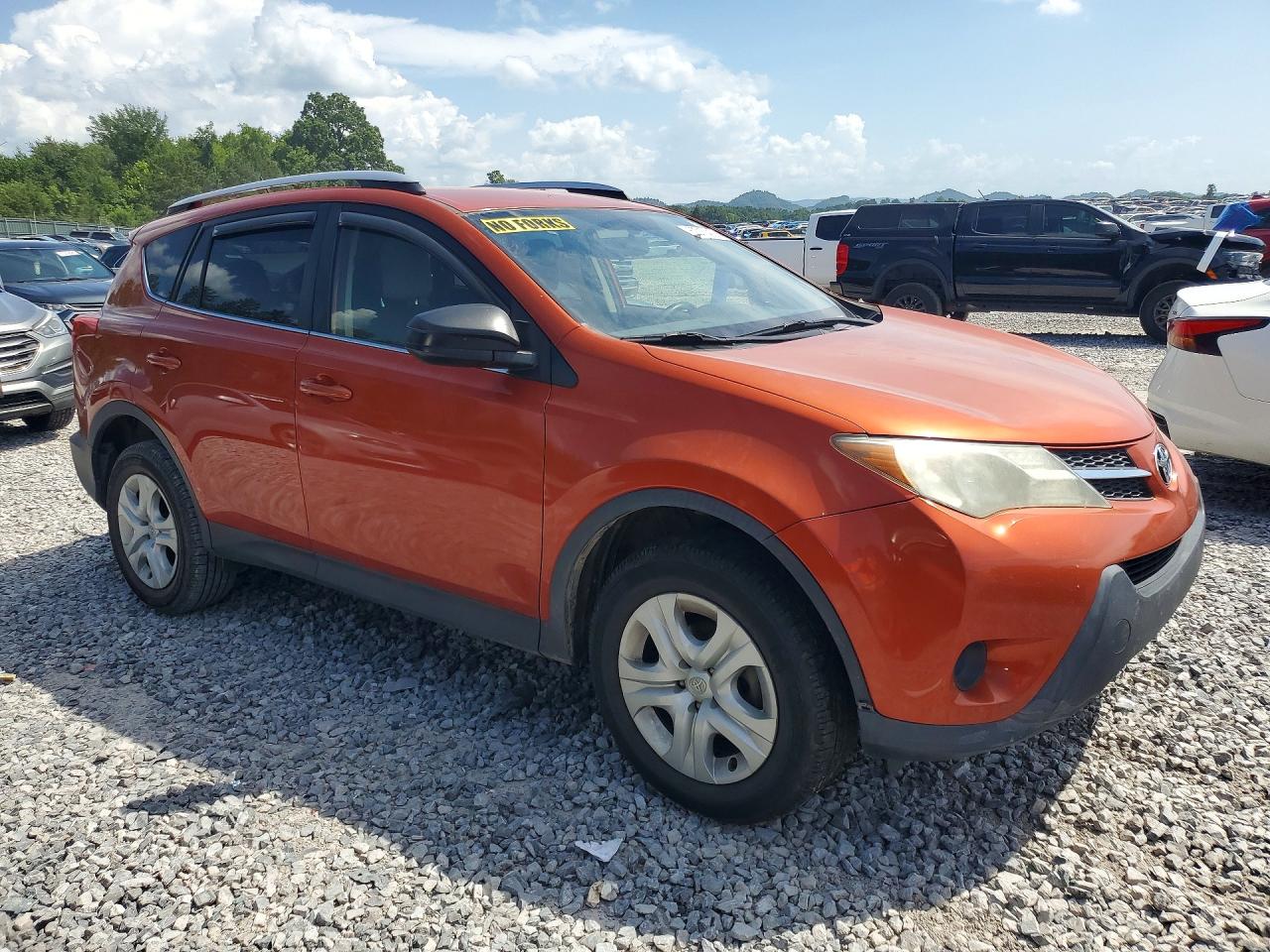 2015 Toyota Rav4 Le Оранжевый vin: JTMBFREV3FD162321