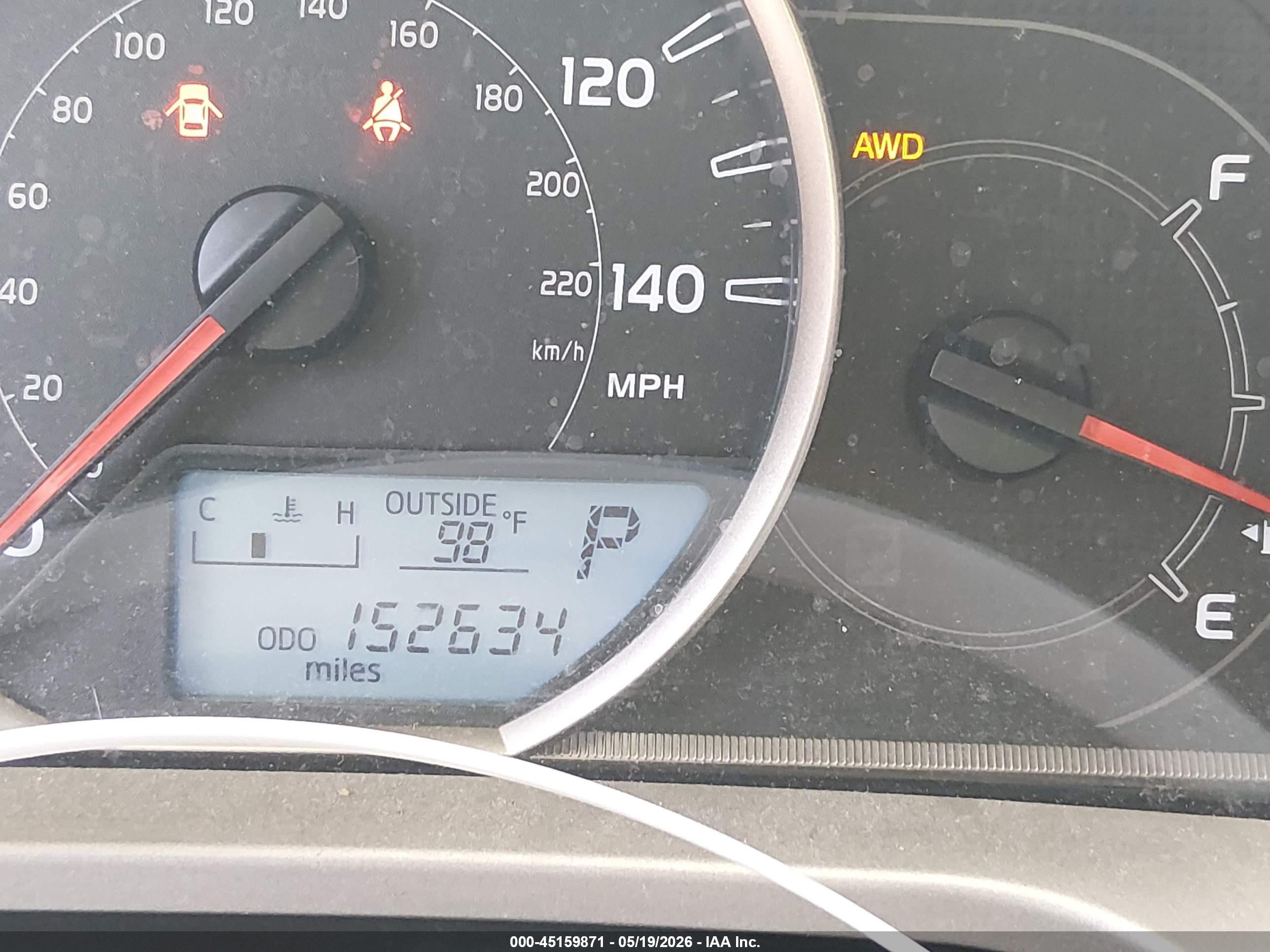 2015 Toyota Rav4 Le Red vin: JTMBFREV3FJ016471