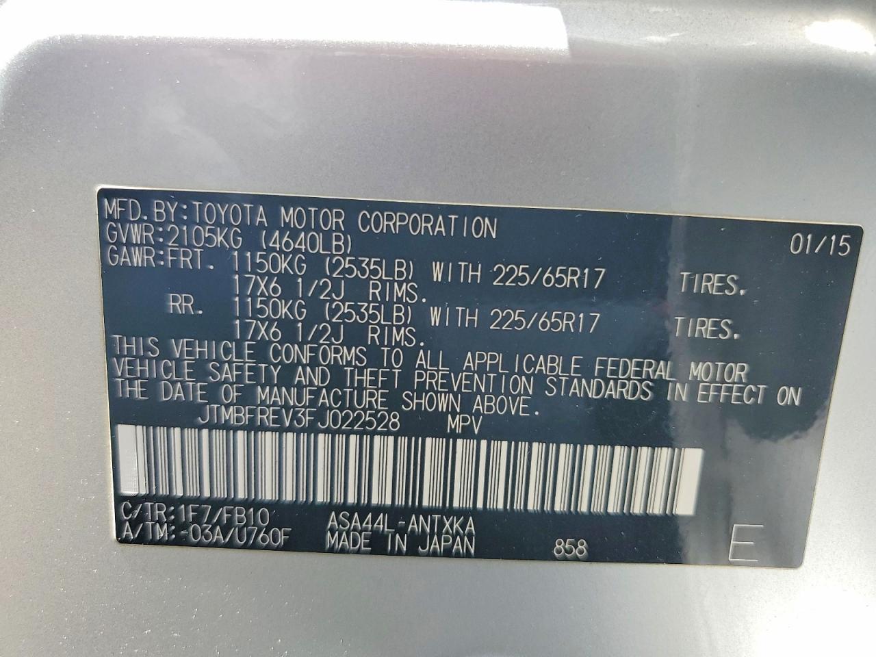2015 Toyota Rav4 Le Silver vin: JTMBFREV3FJ022528
