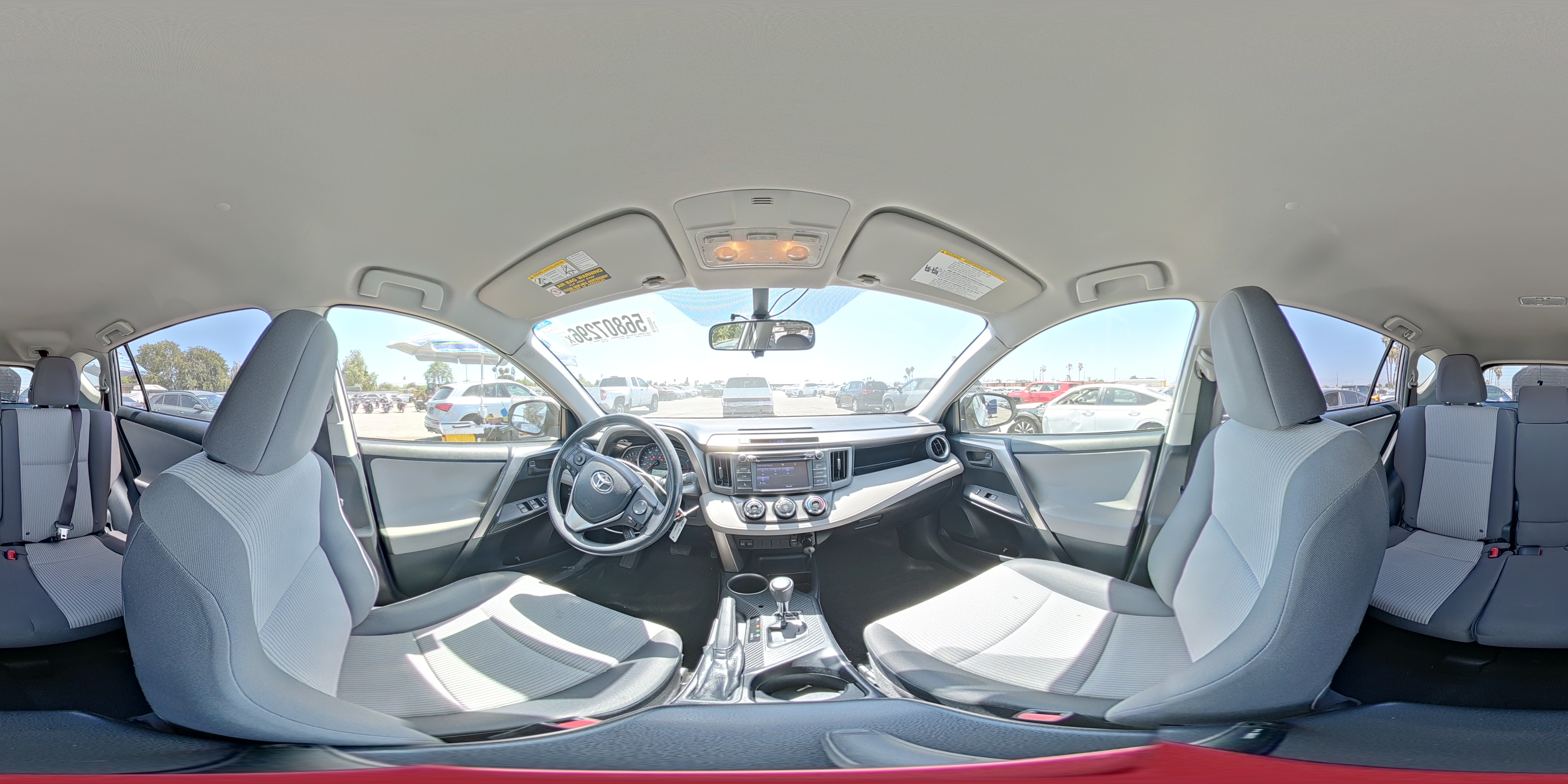2015 Toyota Rav4 Le Silver vin: JTMBFREV3FJ022528