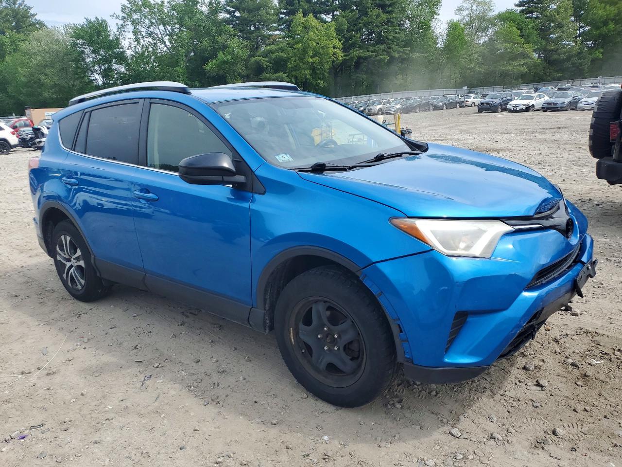2016 Toyota Rav4 Le Синий vin: JTMBFREV3GJ065154