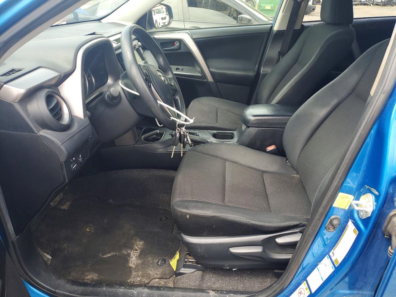 2016 Toyota Rav4 Le Синий vin: JTMBFREV3GJ065154