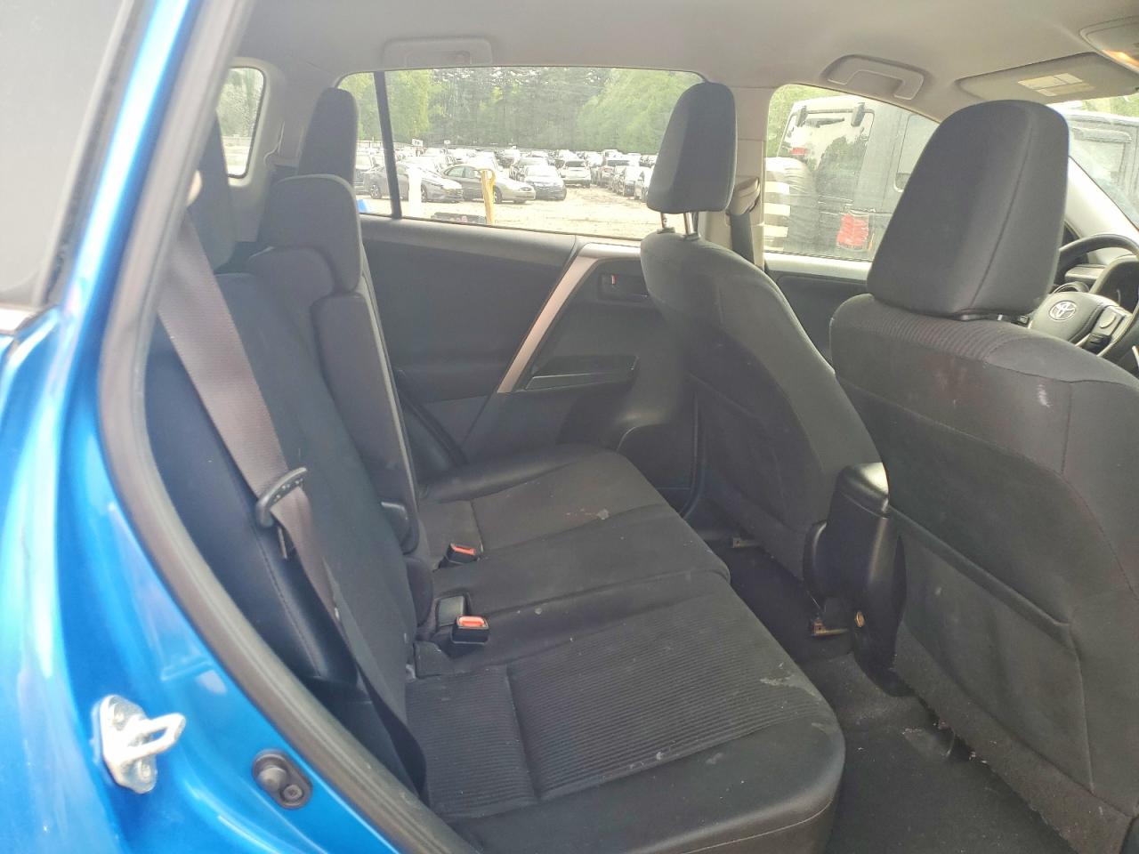 2016 Toyota Rav4 Le Синий vin: JTMBFREV3GJ065154