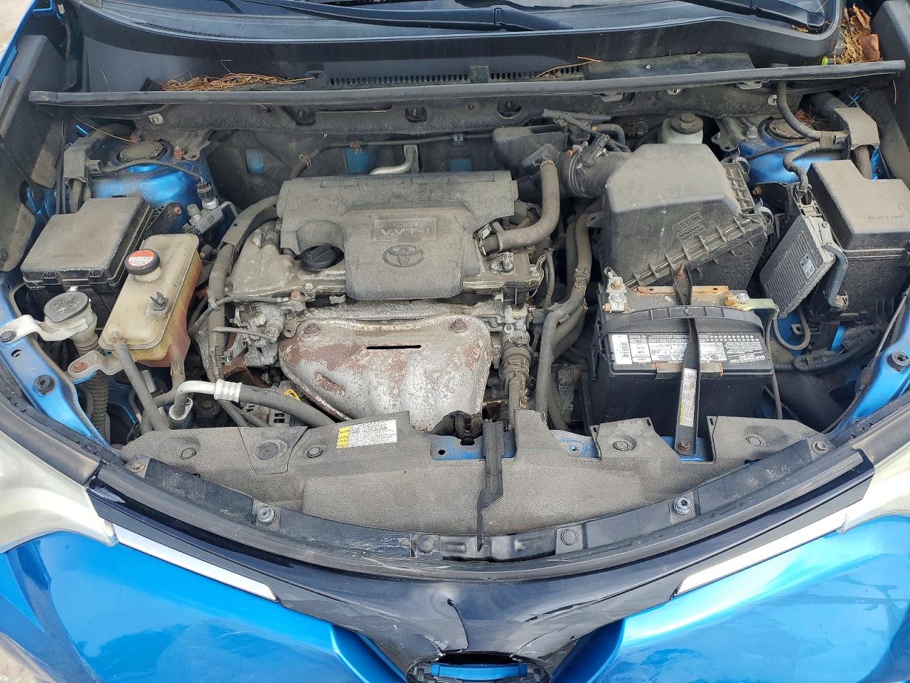 2016 Toyota Rav4 Le Синий vin: JTMBFREV3GJ065154
