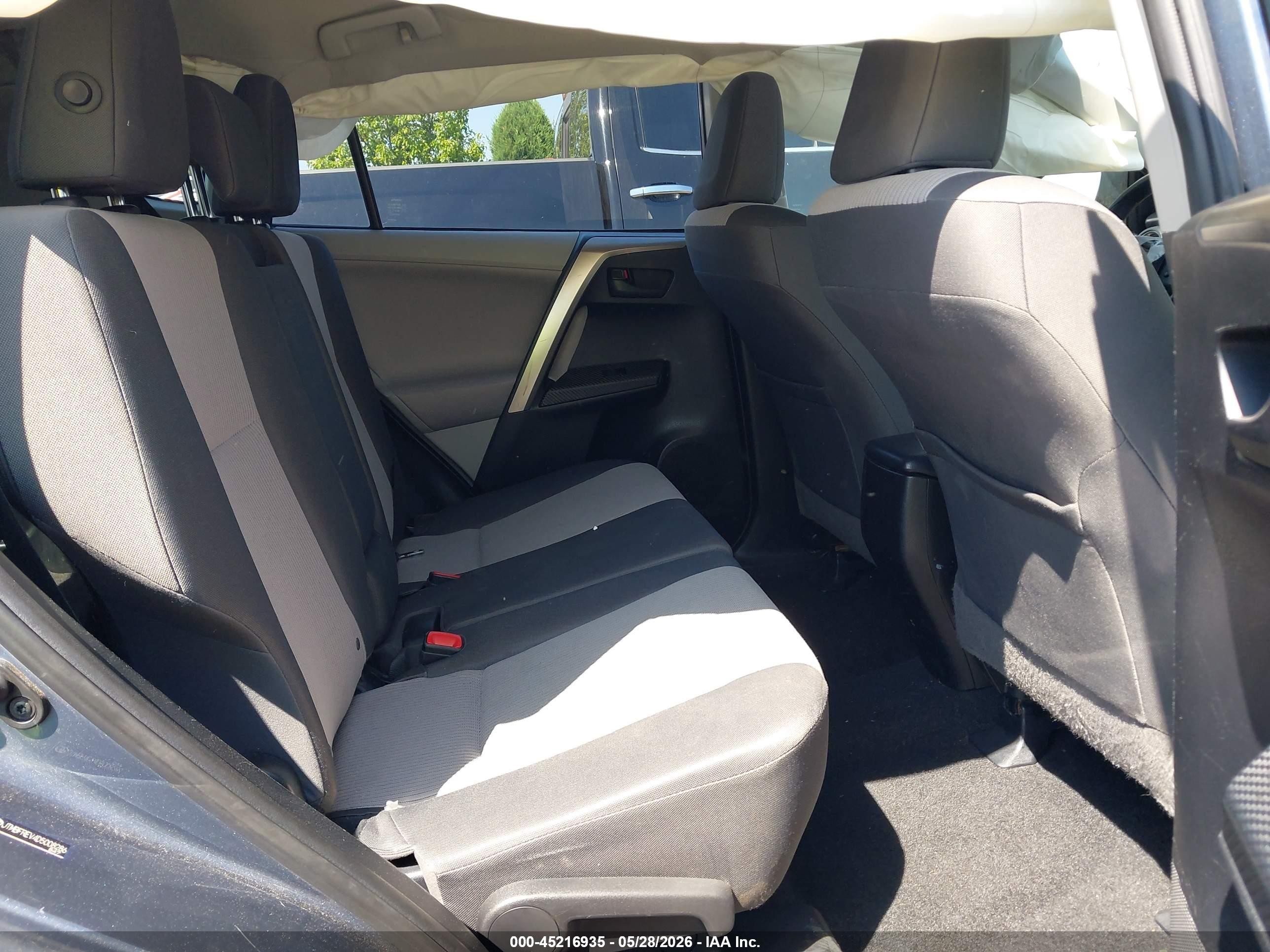 2013 Toyota Rav4 Le Blue vin: JTMBFREV4D5008286