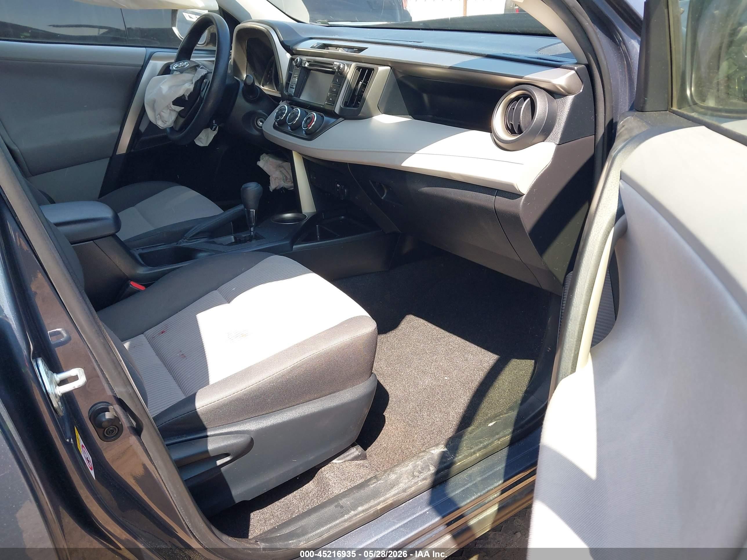 2013 Toyota Rav4 Le Blue vin: JTMBFREV4D5008286