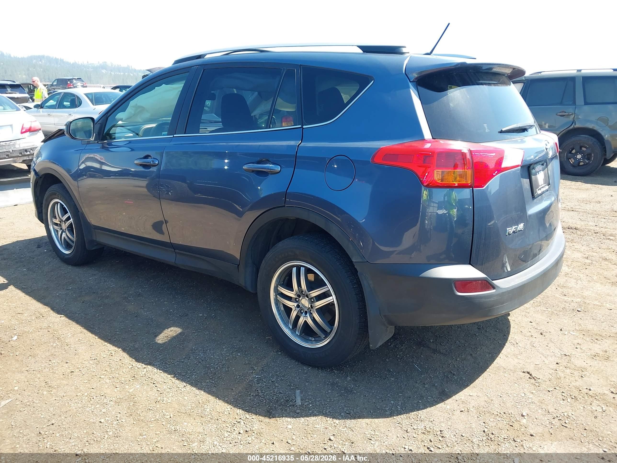 2013 Toyota Rav4 Le Blue vin: JTMBFREV4D5008286