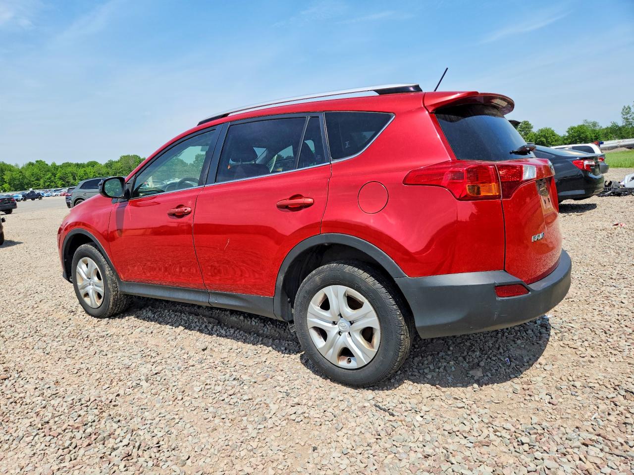 2013 Toyota Rav4 Le Красный vin: JTMBFREV4D5018798