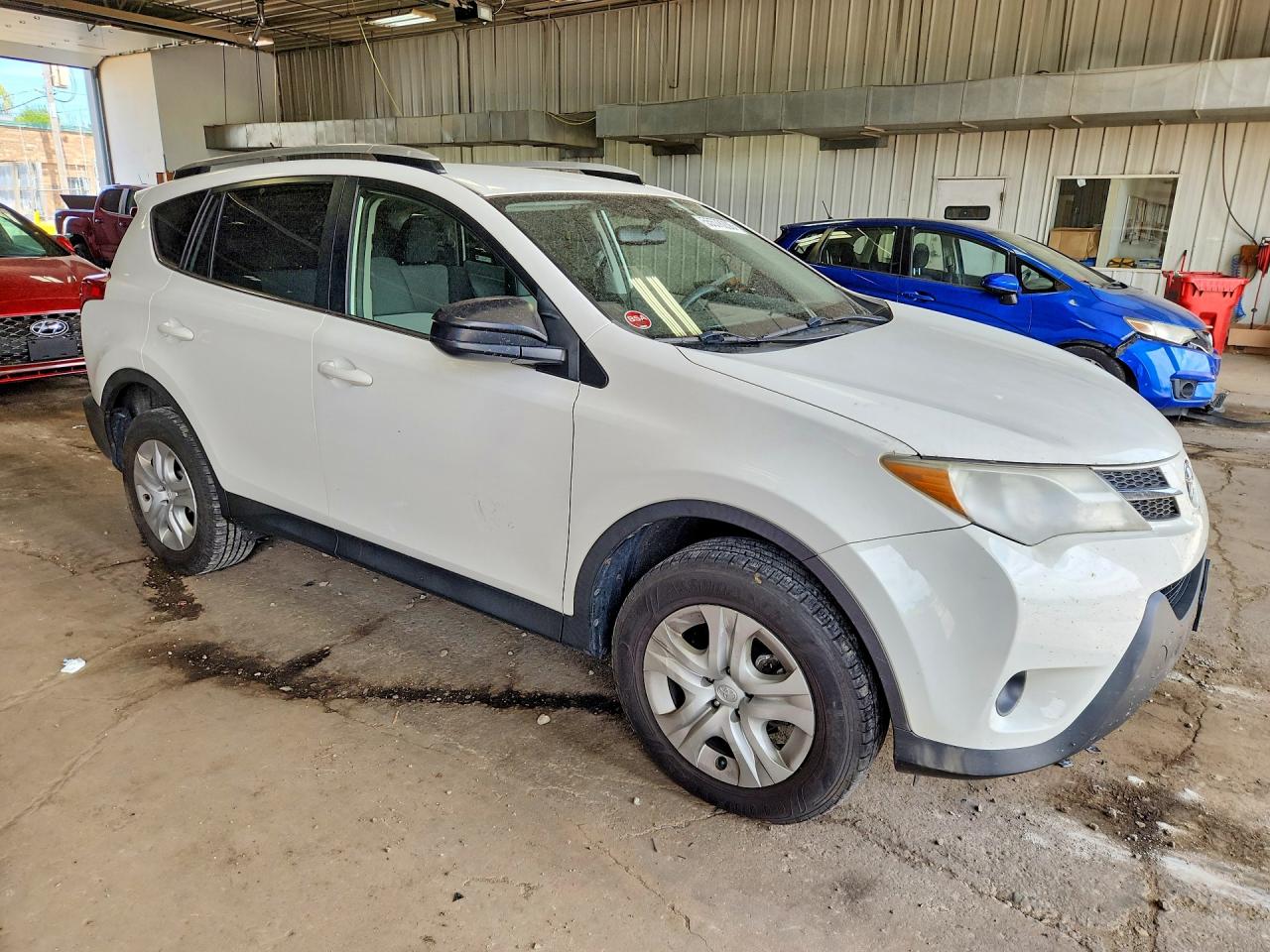 2013 Toyota Rav4 White vin: JTMBFREV4DD007676