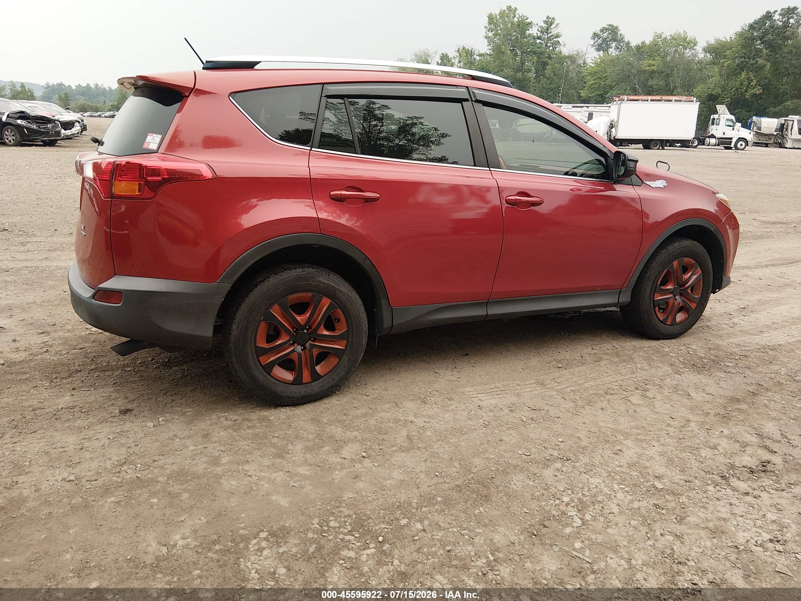 2014 Toyota Rav4 Le Red vin: JTMBFREV4ED062078