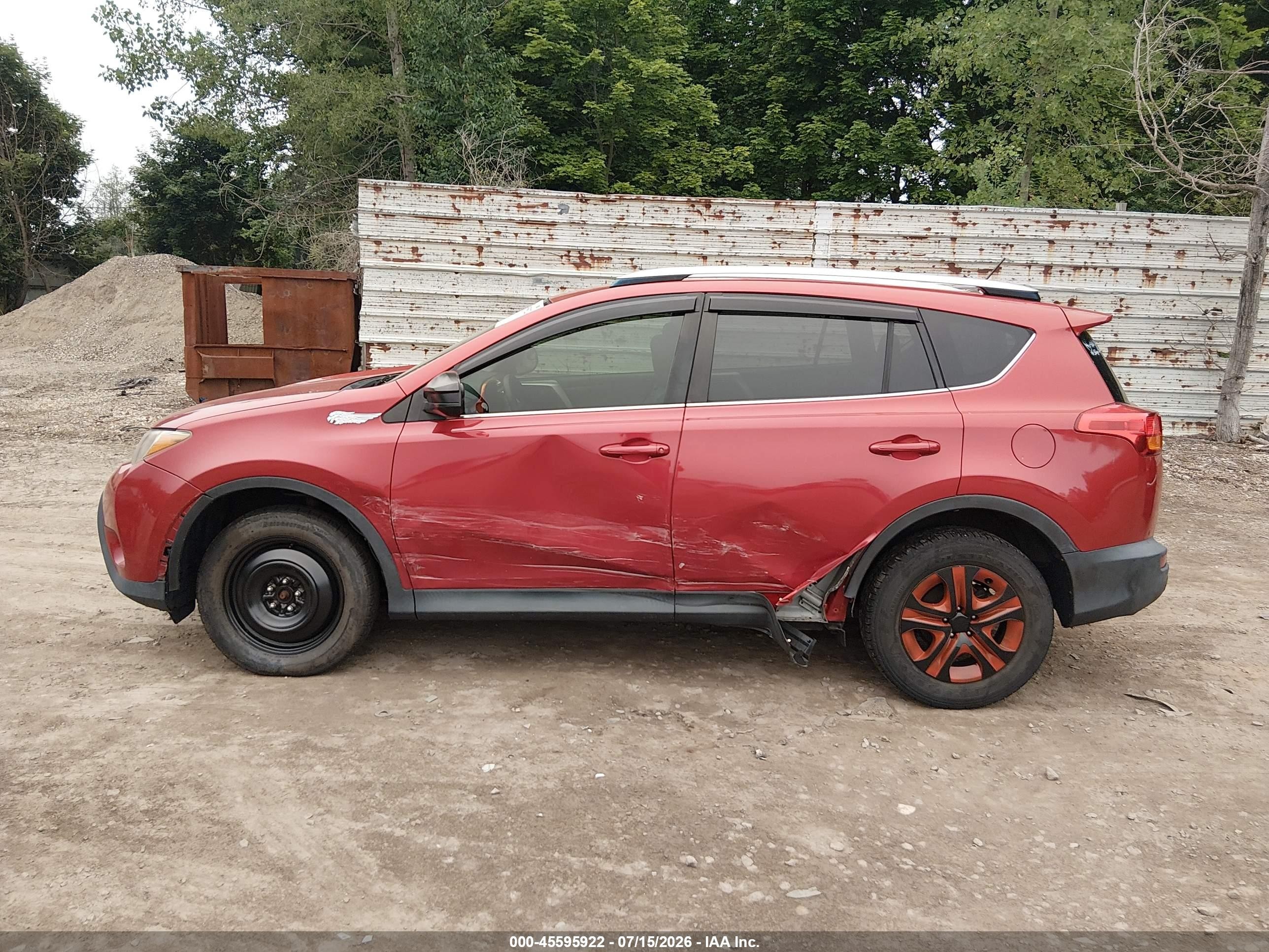 2014 Toyota Rav4 Le Red vin: JTMBFREV4ED062078
