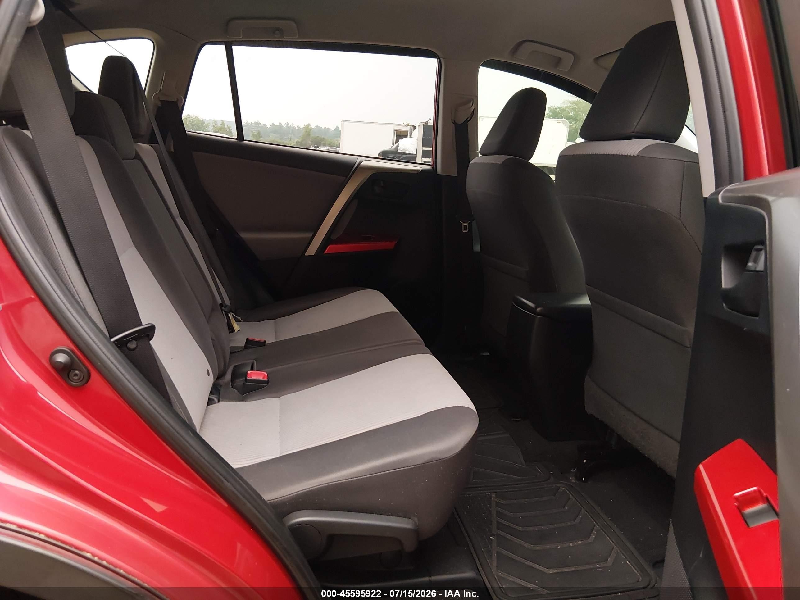 2014 Toyota Rav4 Le Red vin: JTMBFREV4ED062078