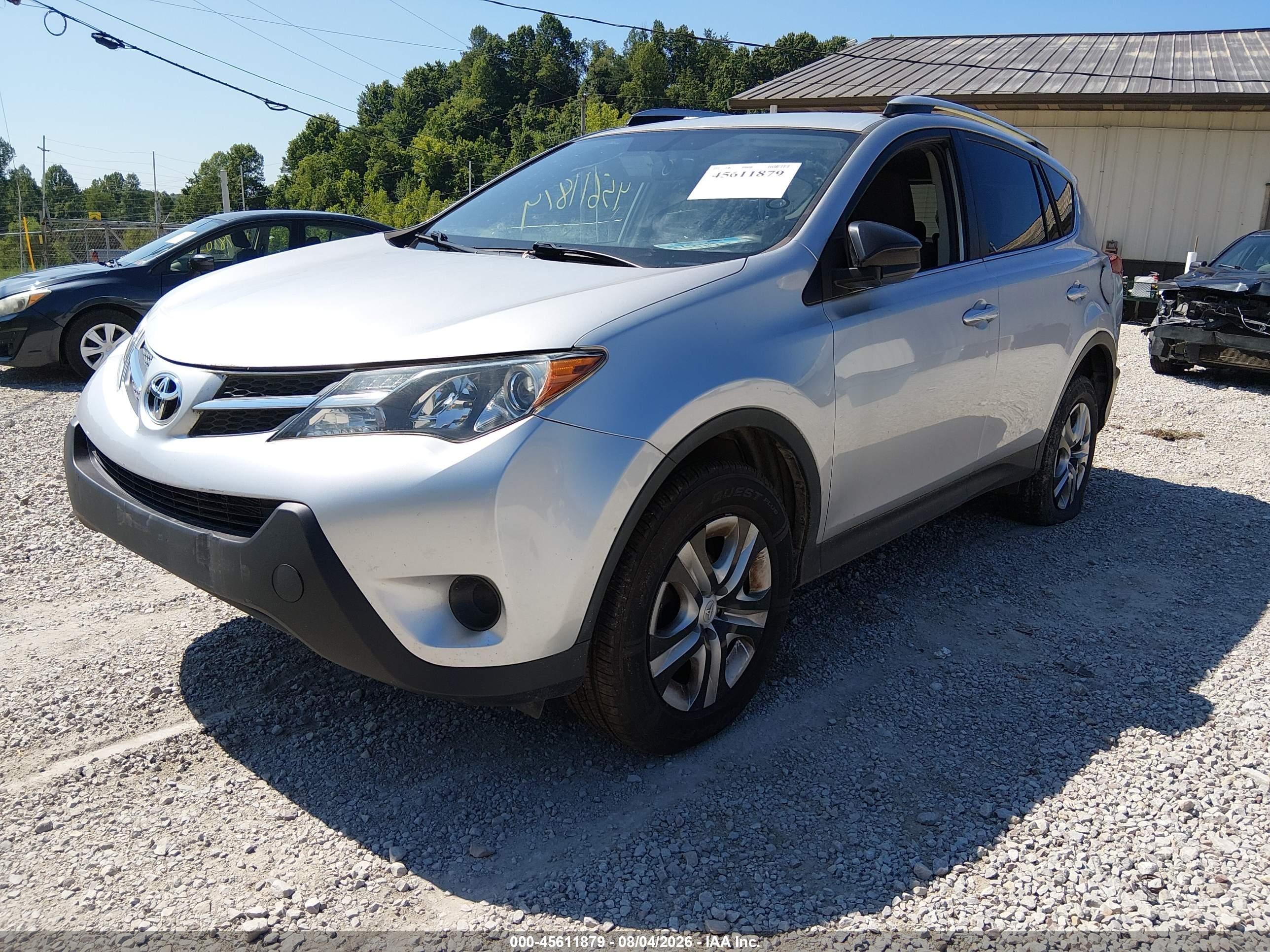 2014 Toyota Rav4 Le Silver vin: JTMBFREV4ED094075