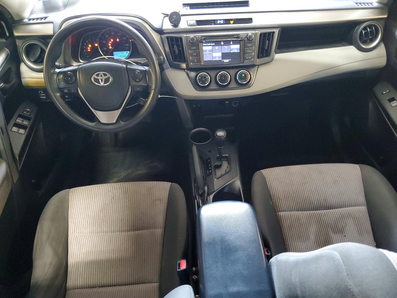2015 Toyota Rav4 Le Black vin: JTMBFREV4FD107764