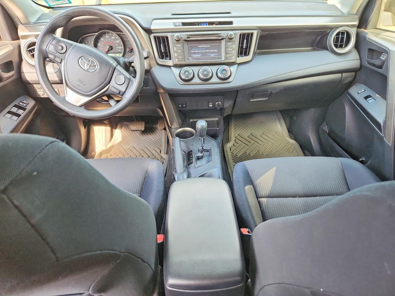 2015 Toyota Rav4 Le Красный vin: JTMBFREV4FD143146
