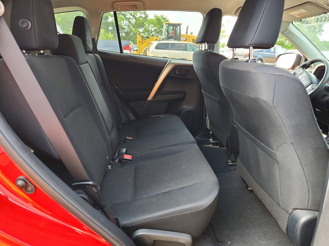 2015 Toyota Rav4 Le Красный vin: JTMBFREV4FD143146