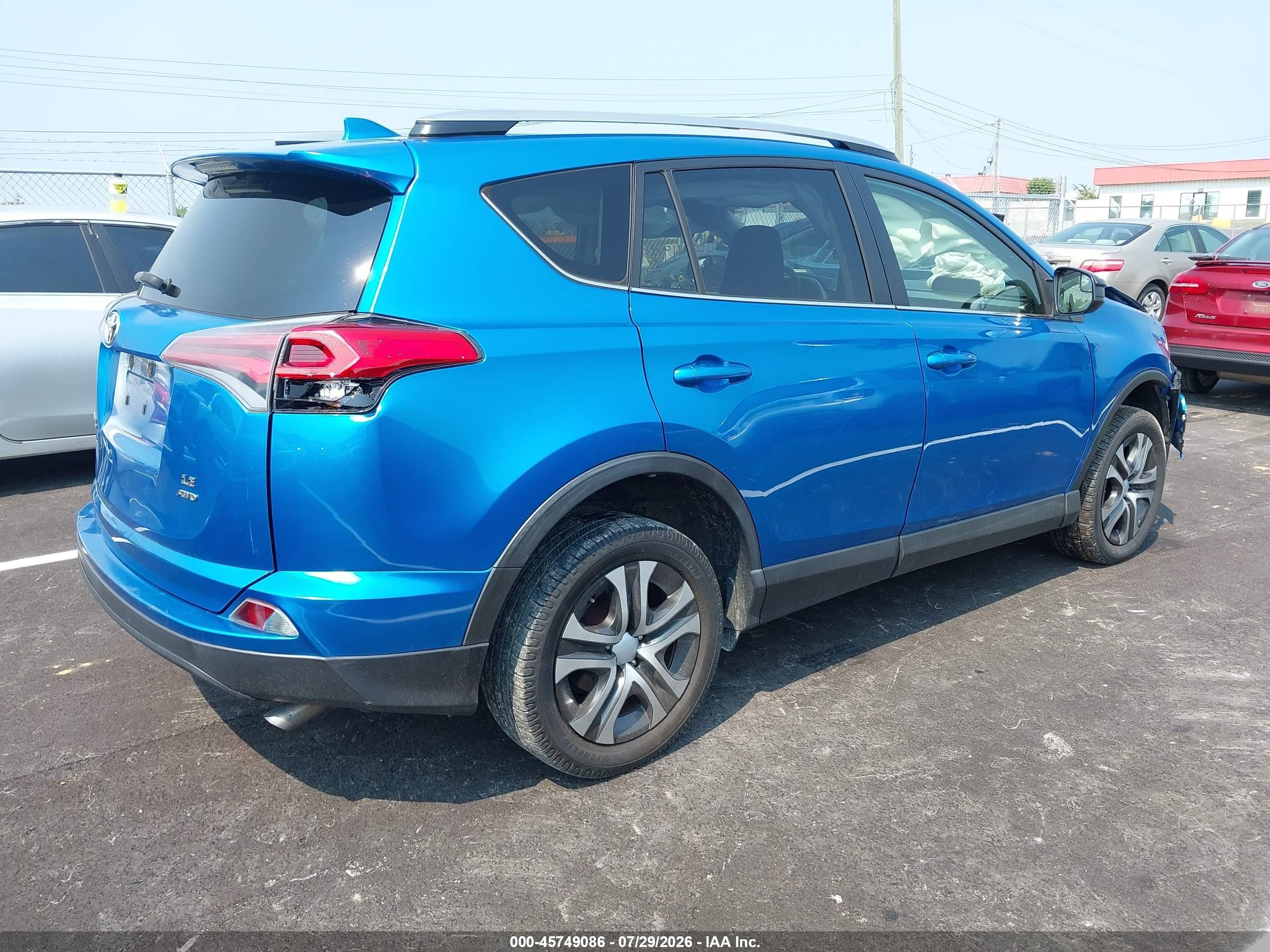2017 Toyota Rav4 Le Blue vin: JTMBFREV4HJ131809