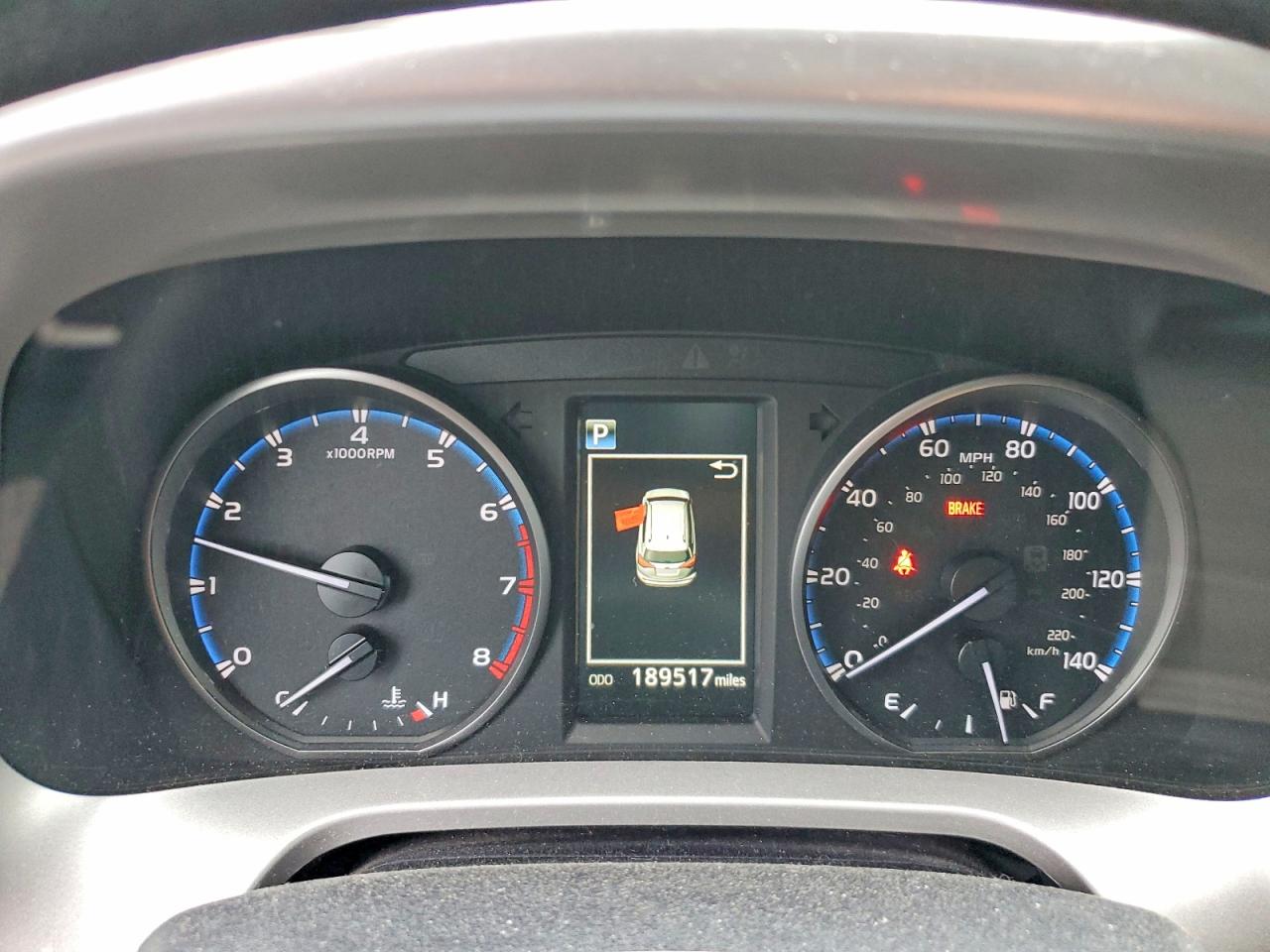 2018 Toyota Rav4 Le Blue vin: JTMBFREV4JJ219846