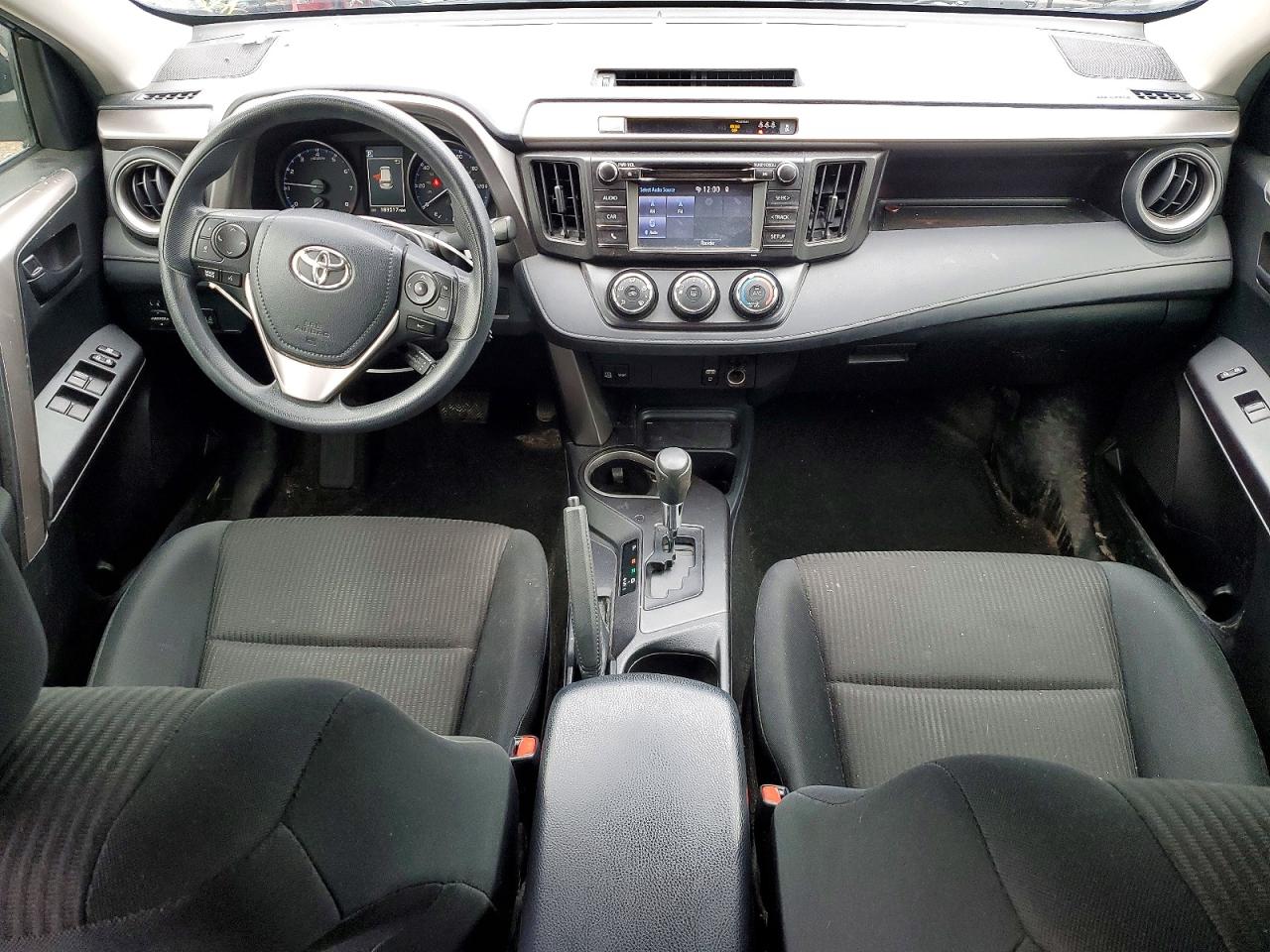 2018 Toyota Rav4 Le Blue vin: JTMBFREV4JJ219846