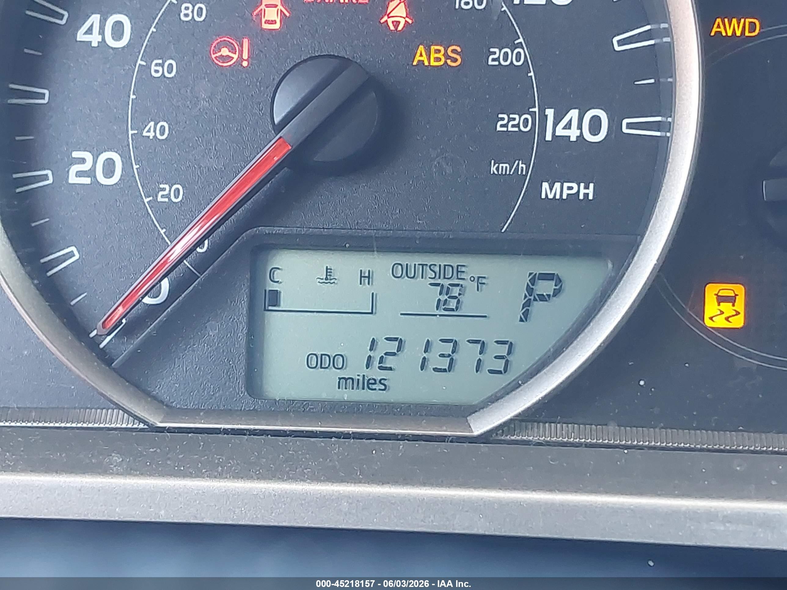 2013 Toyota Rav4 Le Silver vin: JTMBFREV5D5004733