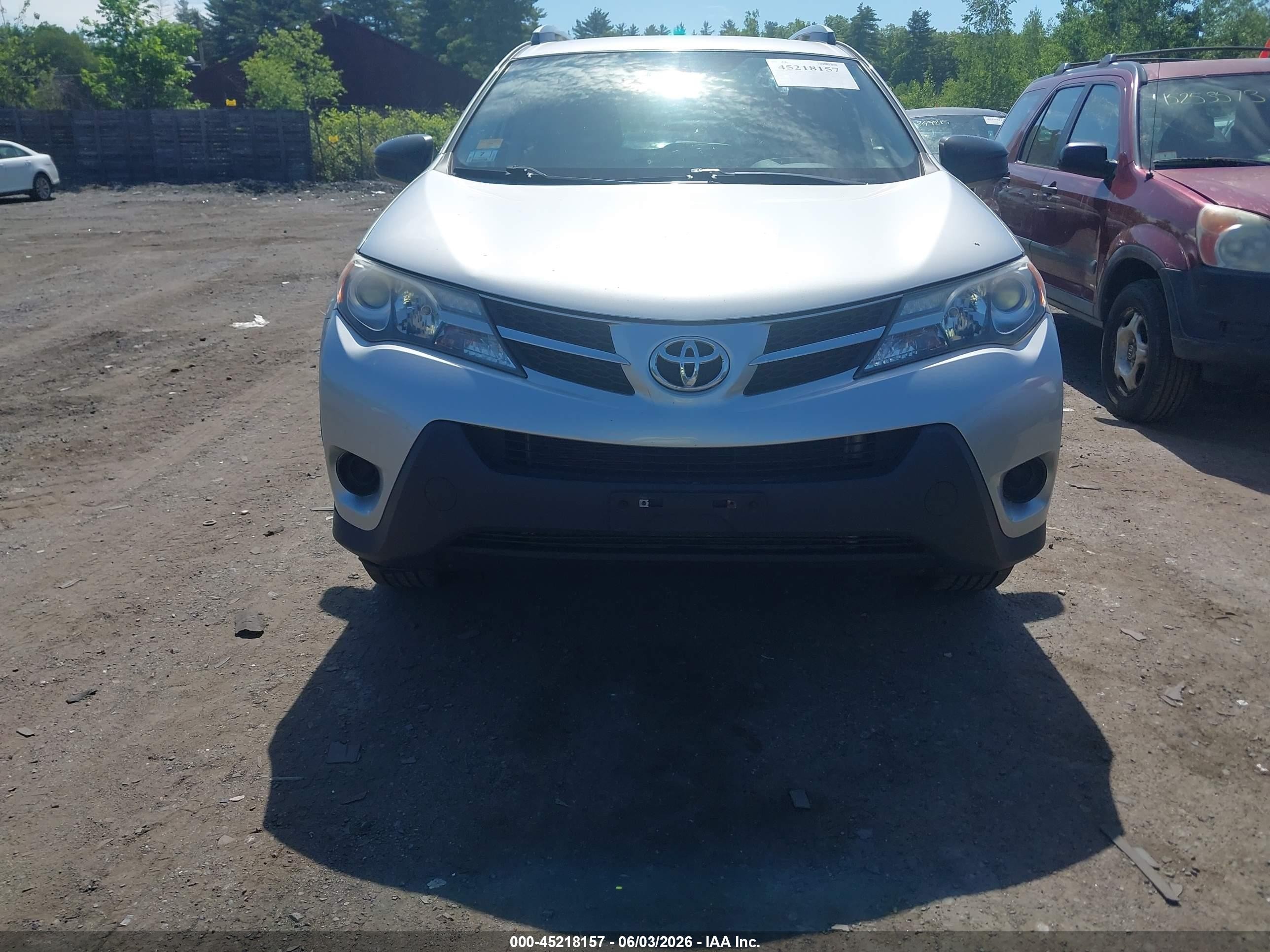 2013 Toyota Rav4 Le Silver vin: JTMBFREV5D5004733