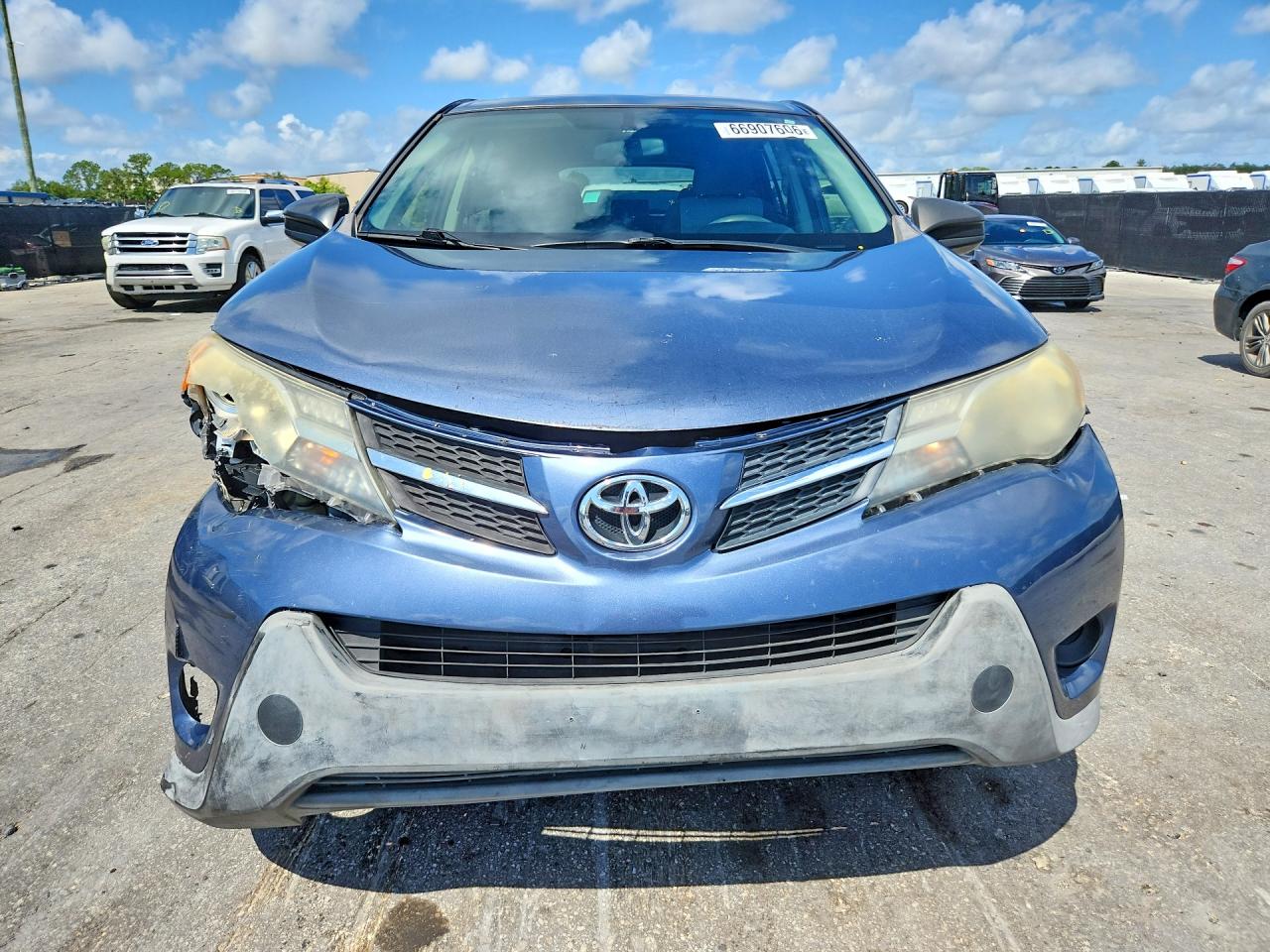 2013 Toyota Rav4 Le Blue vin: JTMBFREV5D5018096