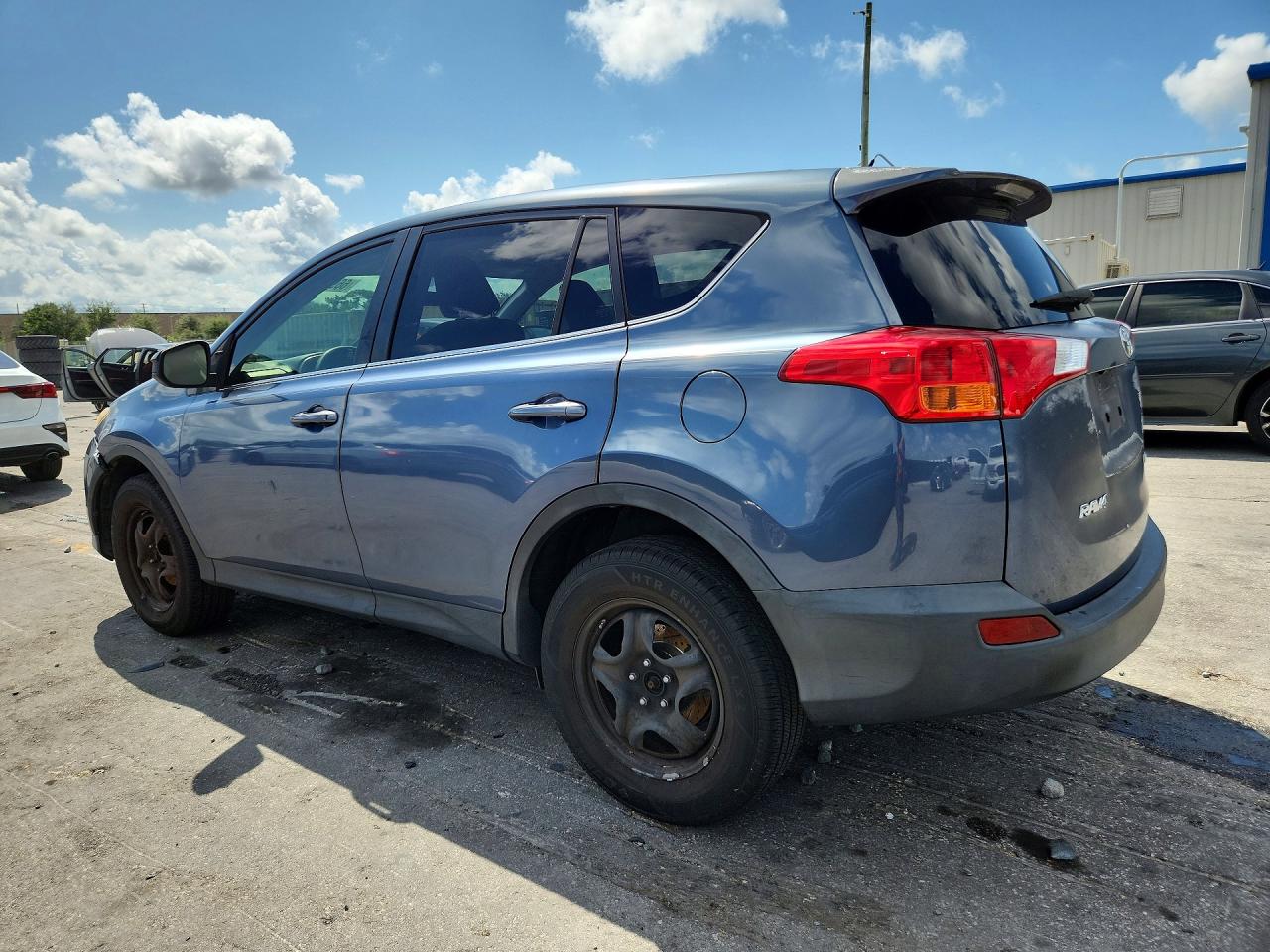 2013 Toyota Rav4 Le Blue vin: JTMBFREV5D5018096