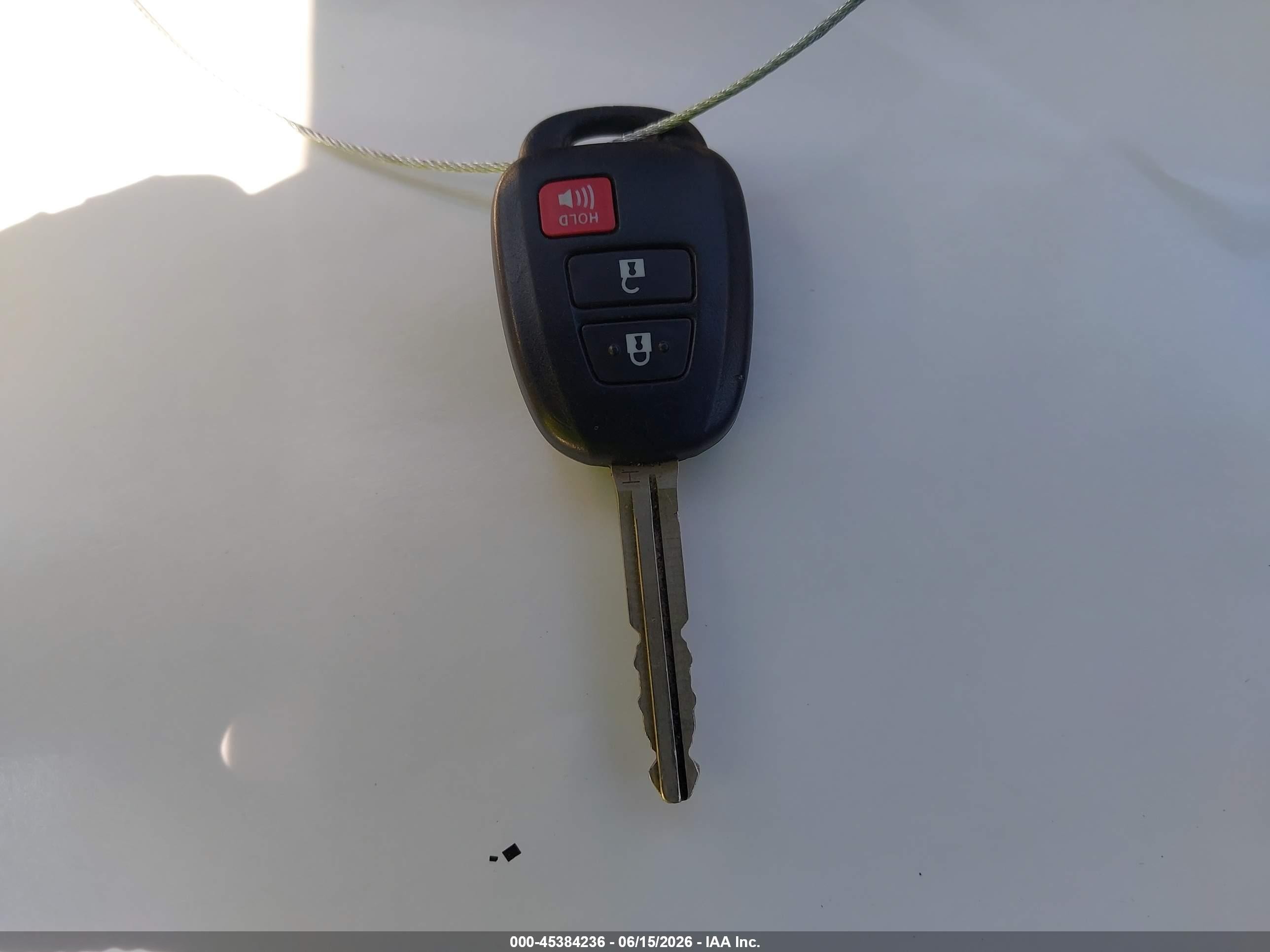 2013 Toyota Rav4 Le Red vin: JTMBFREV5D5027297