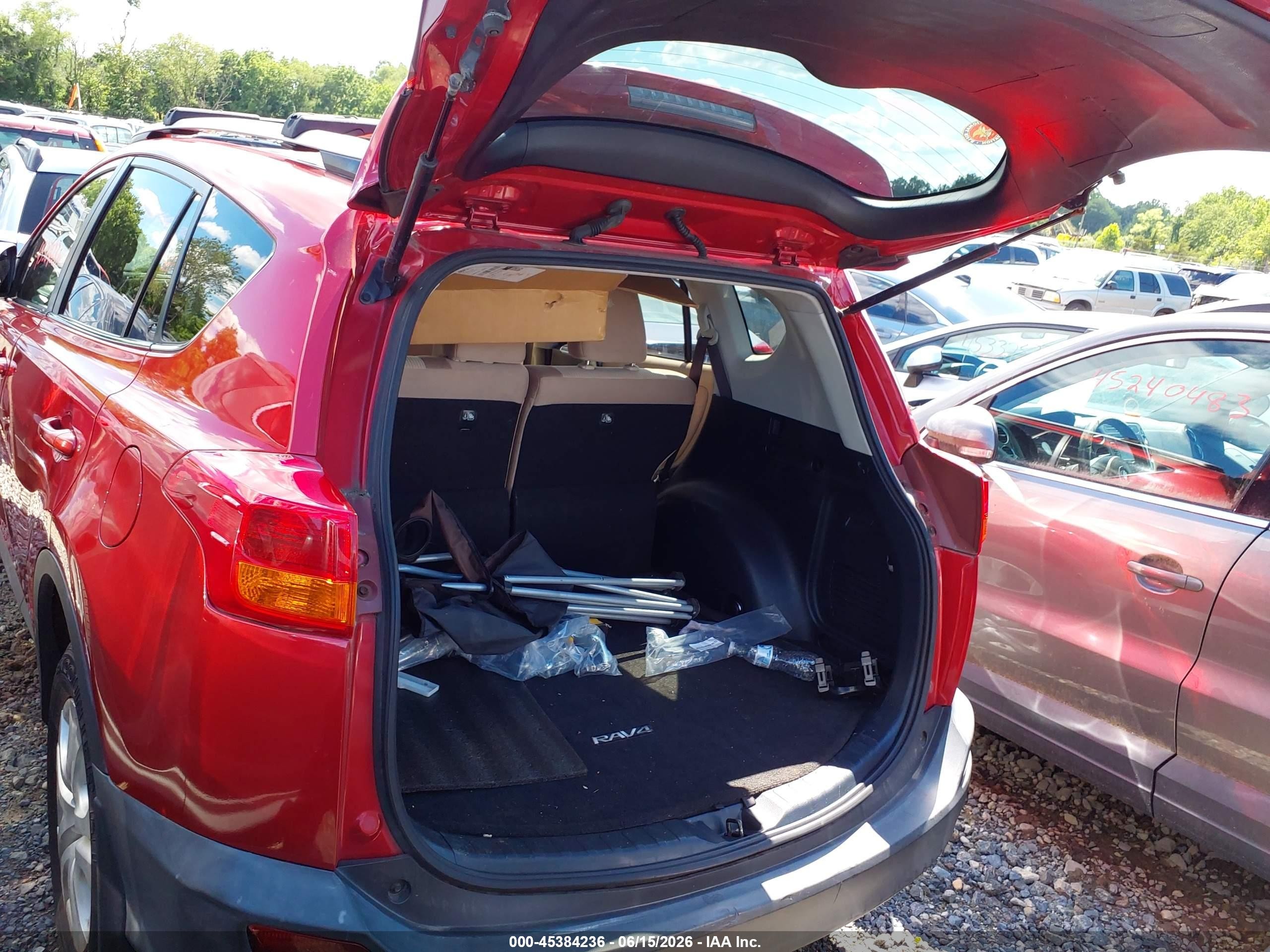 2013 Toyota Rav4 Le Red vin: JTMBFREV5D5027297