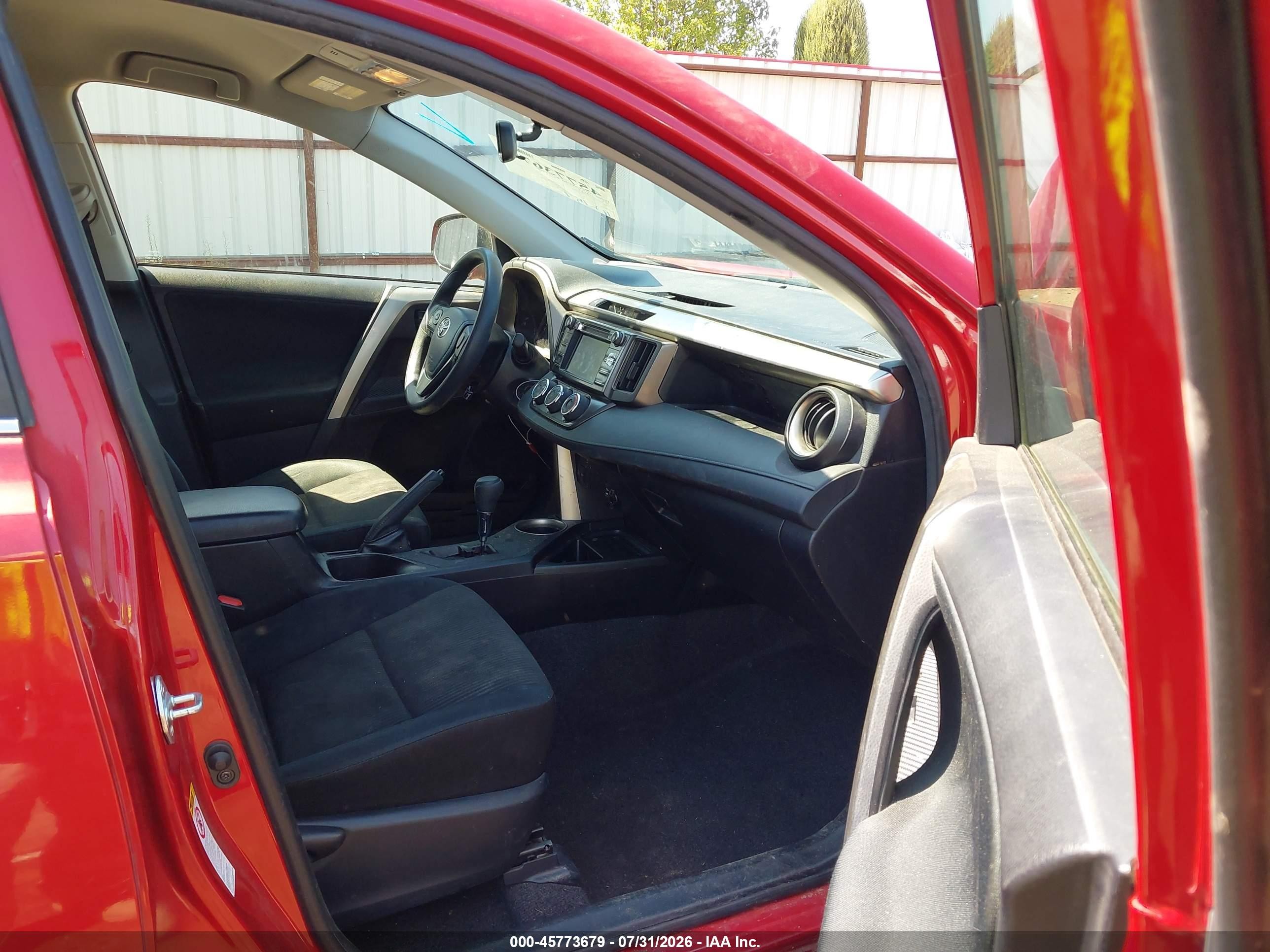 2014 Toyota Rav4 Le Maroon vin: JTMBFREV5ED051008