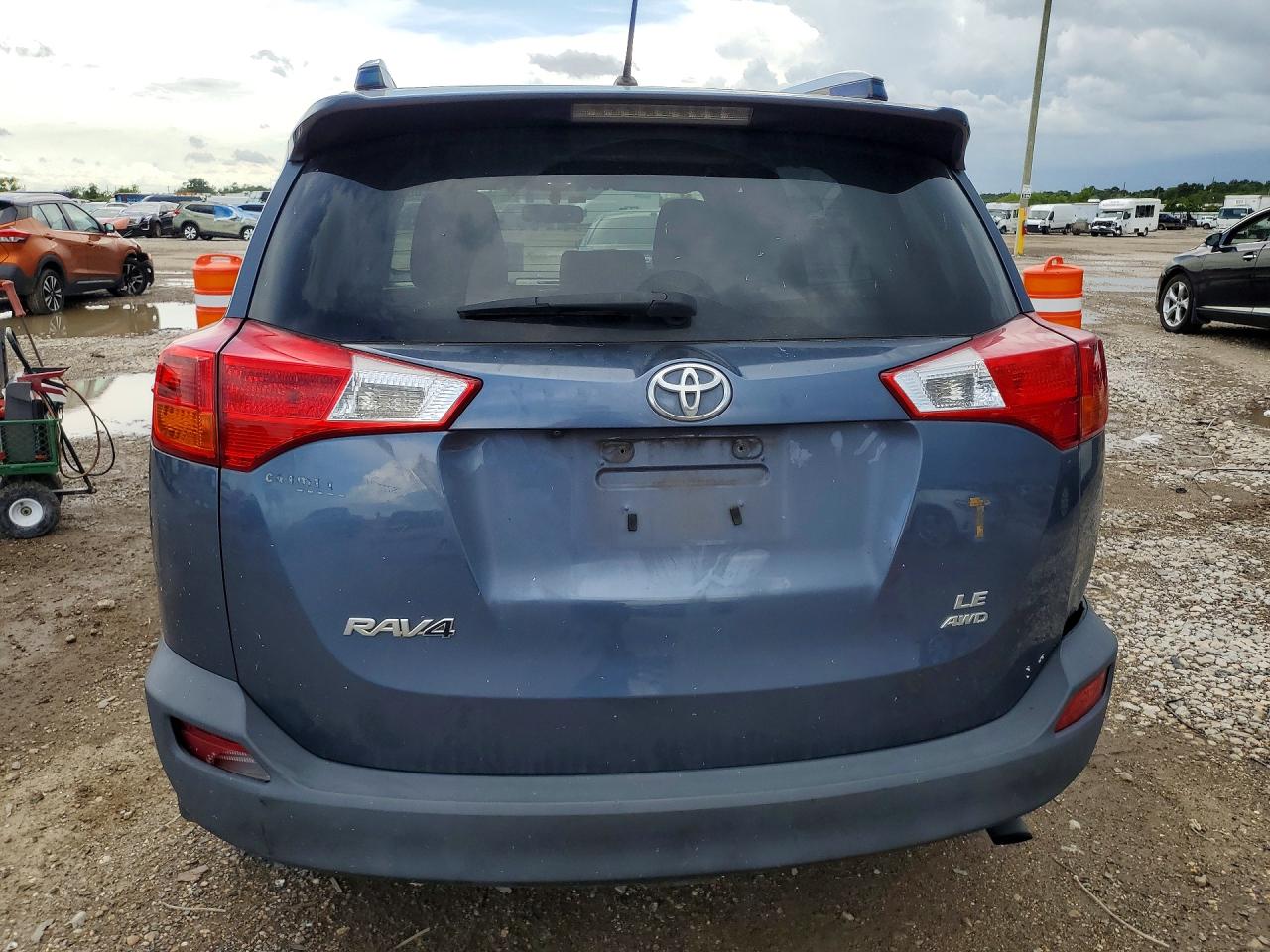 2014 Toyota Rav4 Blue vin: JTMBFREV5ED088124