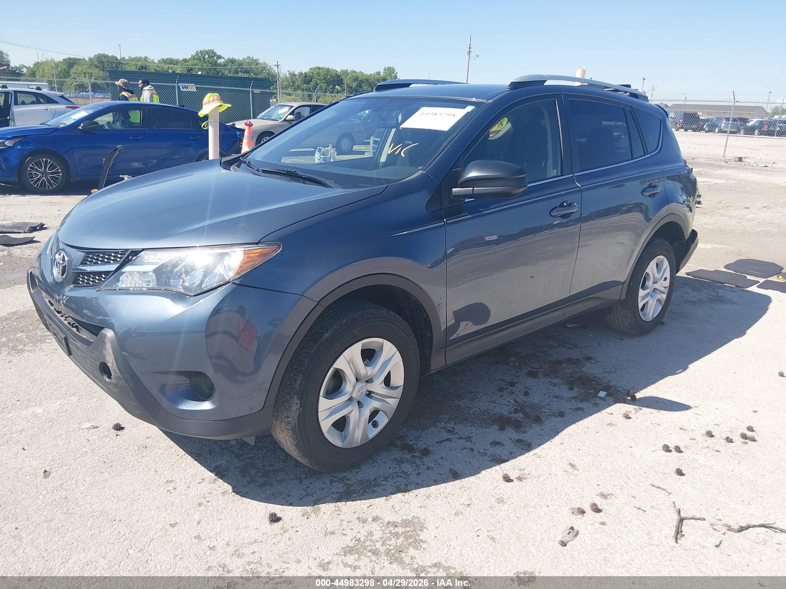 2014 Toyota Rav4 Le Синий vin: JTMBFREV5ED094327
