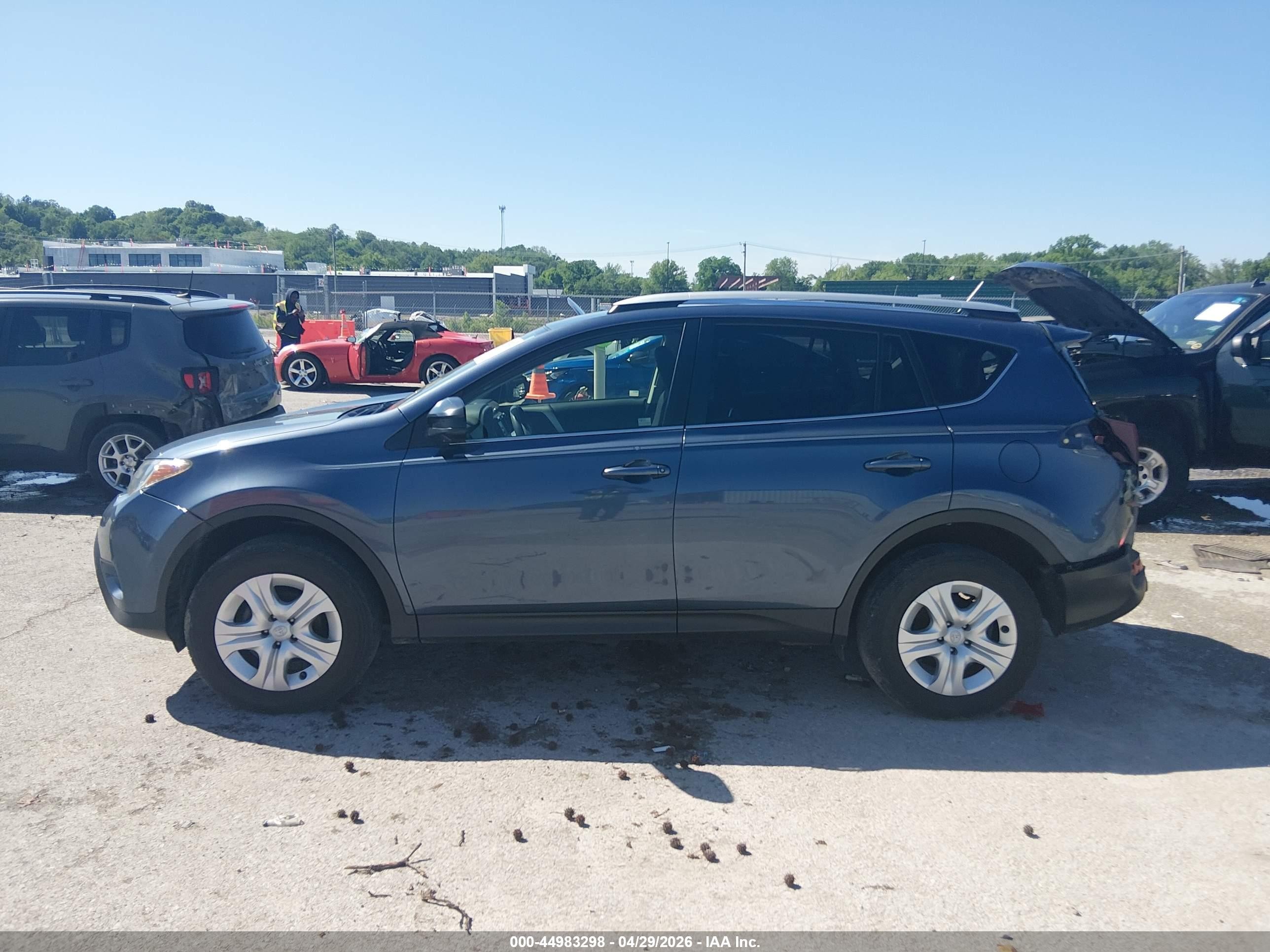 2014 Toyota Rav4 Le Синий vin: JTMBFREV5ED094327