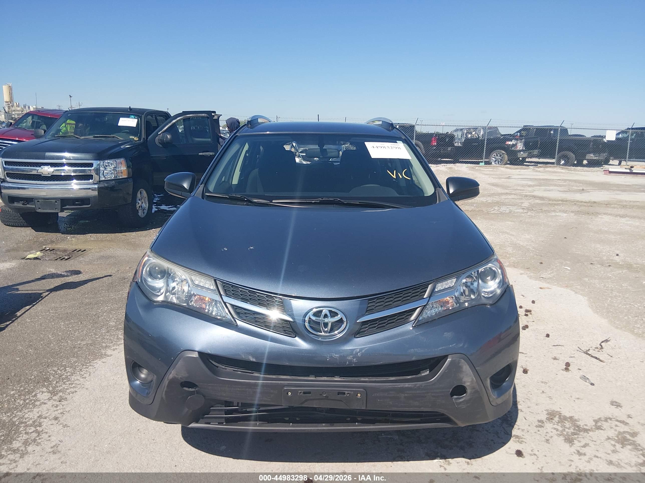 2014 Toyota Rav4 Le Синий vin: JTMBFREV5ED094327