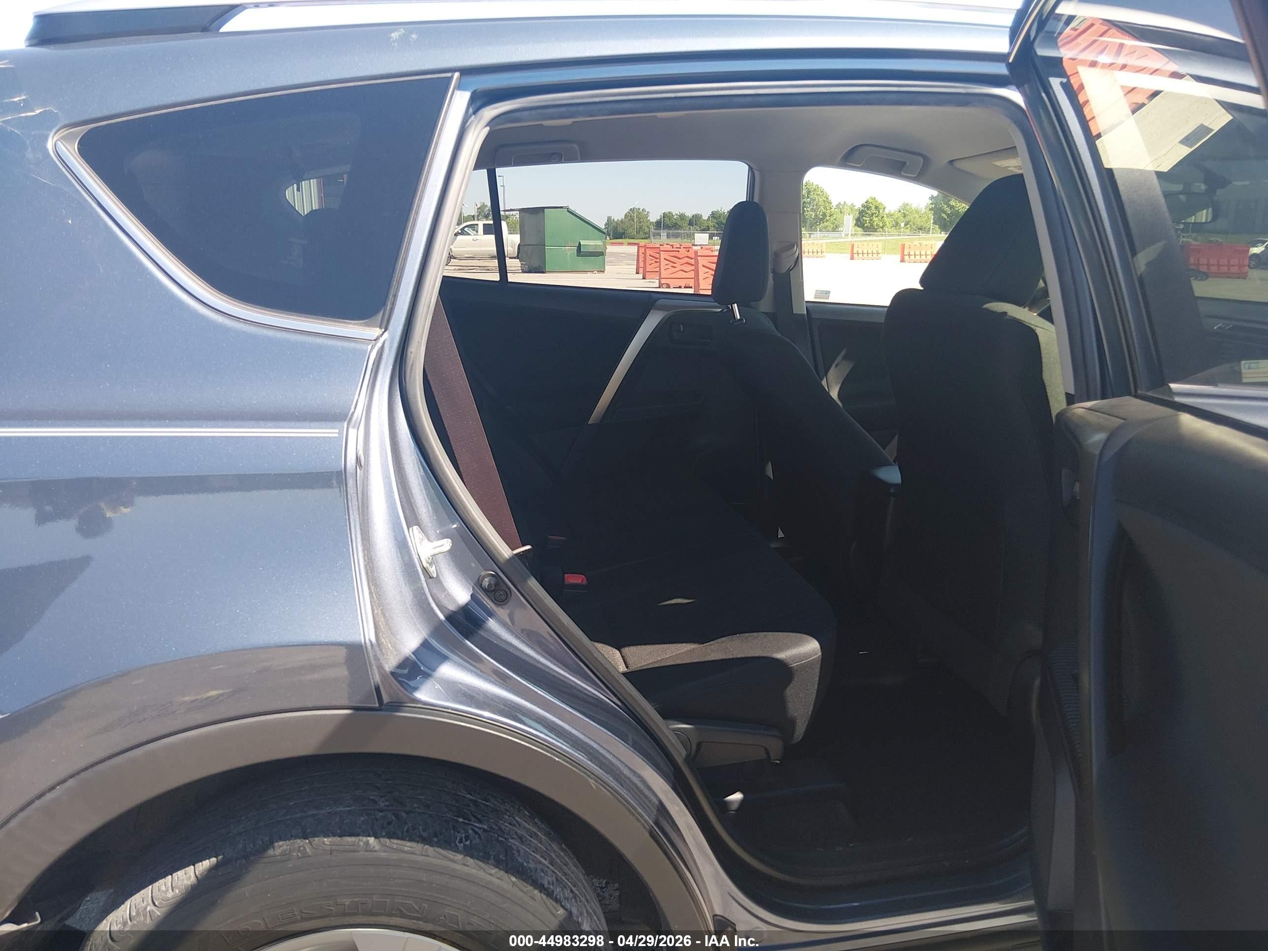 2014 Toyota Rav4 Le Синий vin: JTMBFREV5ED094327
