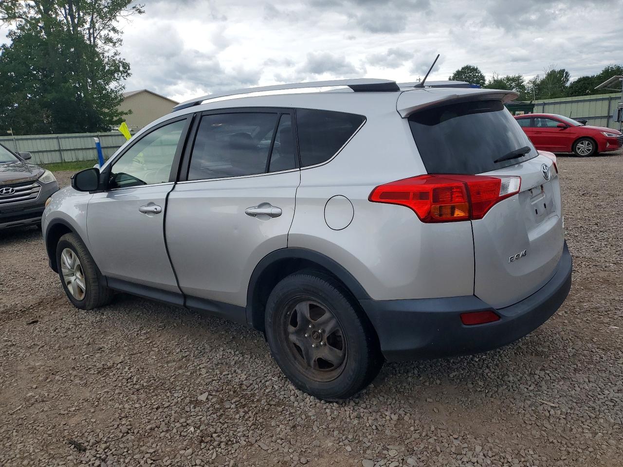 2014 Toyota Rav4 Le Серебряный vin: JTMBFREV5EJ004742