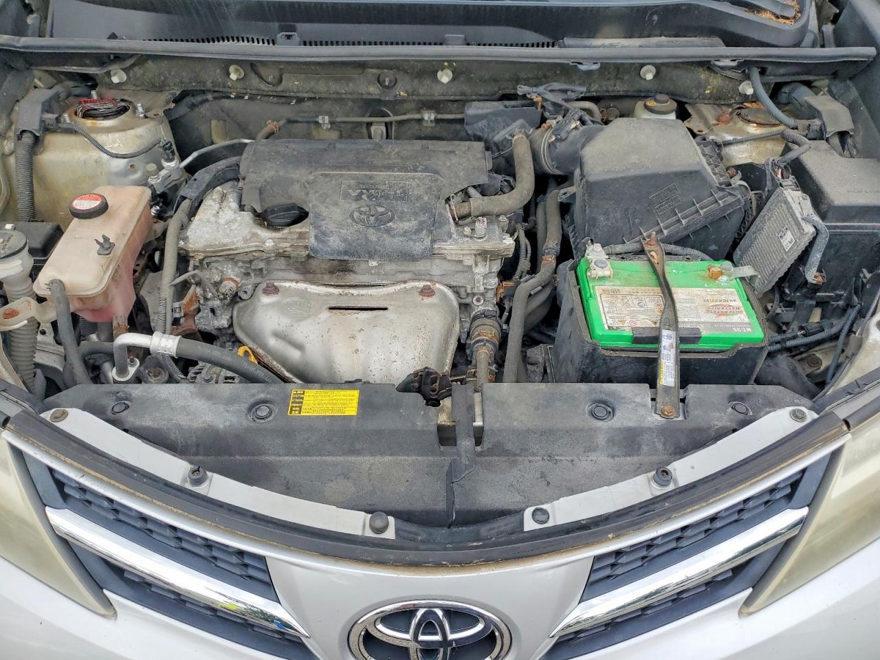 2014 Toyota Rav4 Le Серебряный vin: JTMBFREV5EJ004742