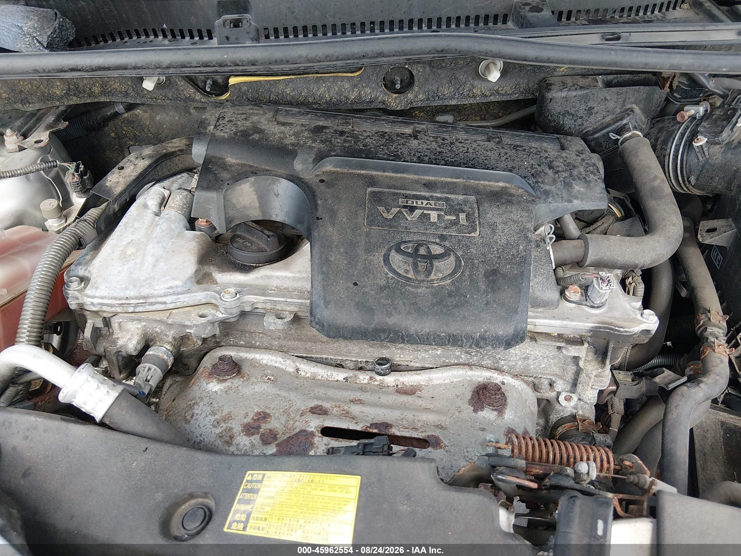 2015 Toyota Rav4 Le Серебряный vin: JTMBFREV5FD112178