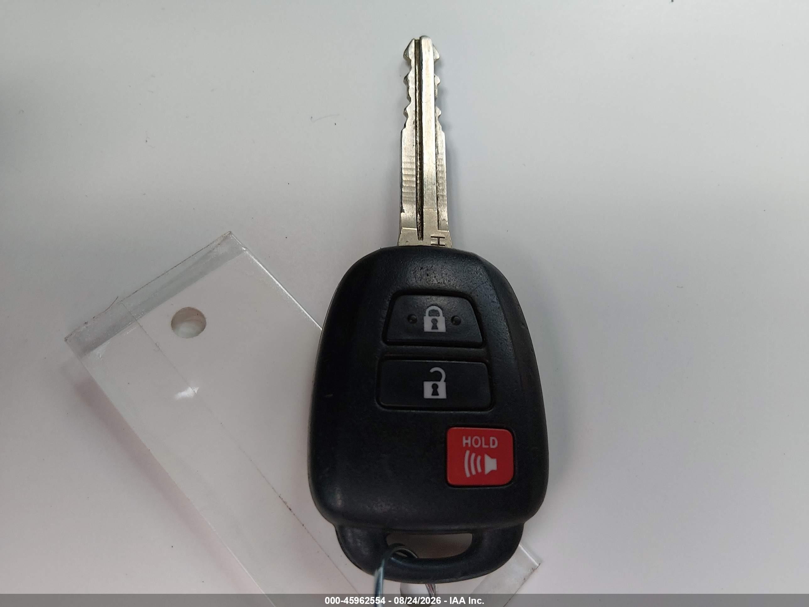 2015 Toyota Rav4 Le Серебряный vin: JTMBFREV5FD112178