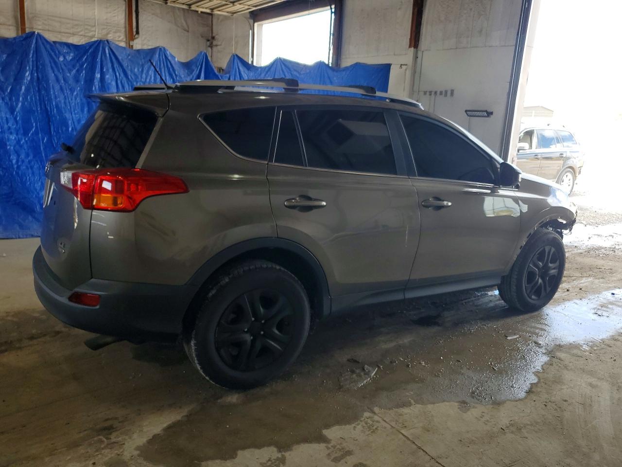 2015 Toyota Rav4 Le Tan vin: JTMBFREV5FD120295