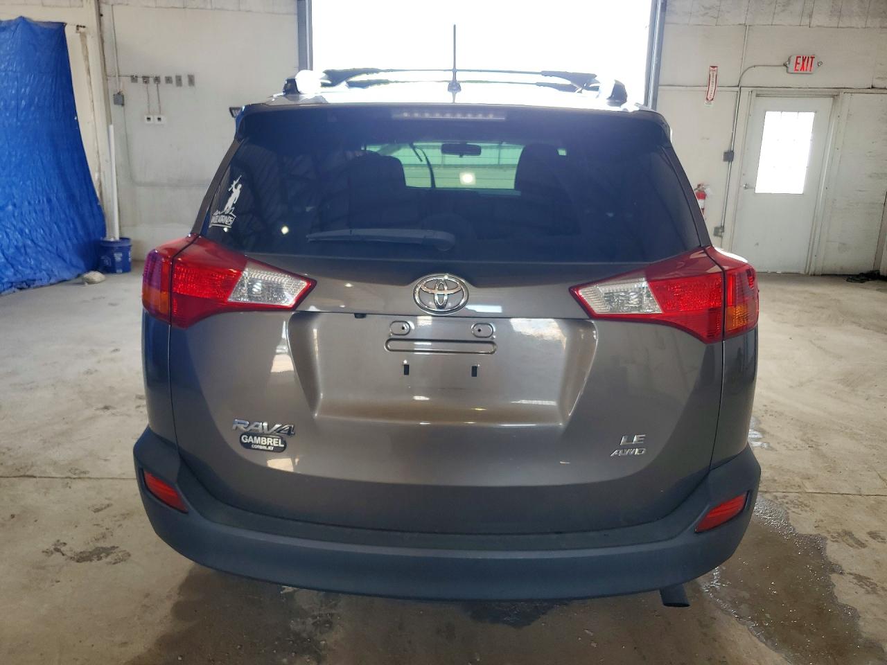 2015 Toyota Rav4 Le Tan vin: JTMBFREV5FD120295